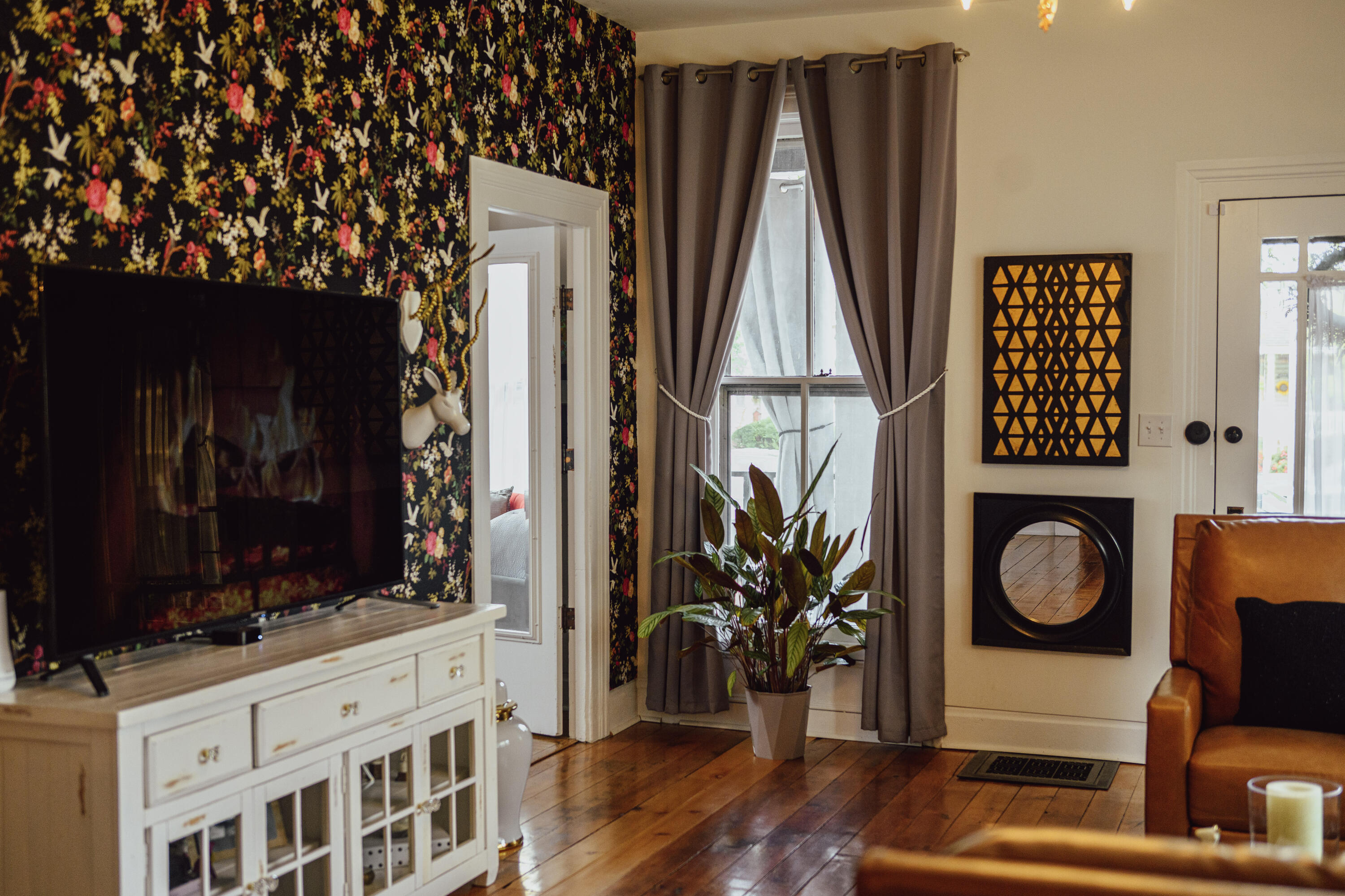 111 Rich Street Property Photo 6