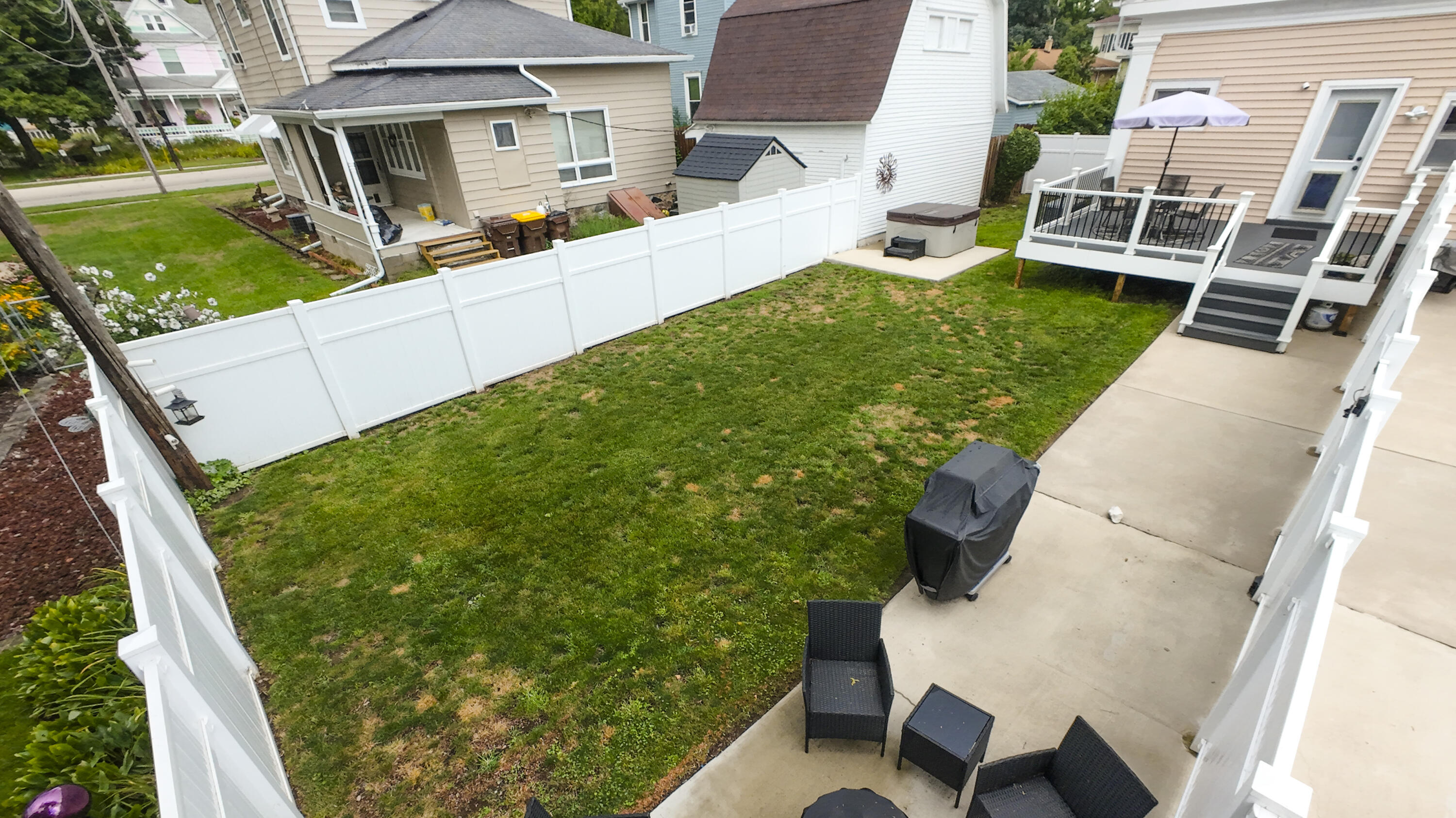 111 Rich Street Property Photo 27