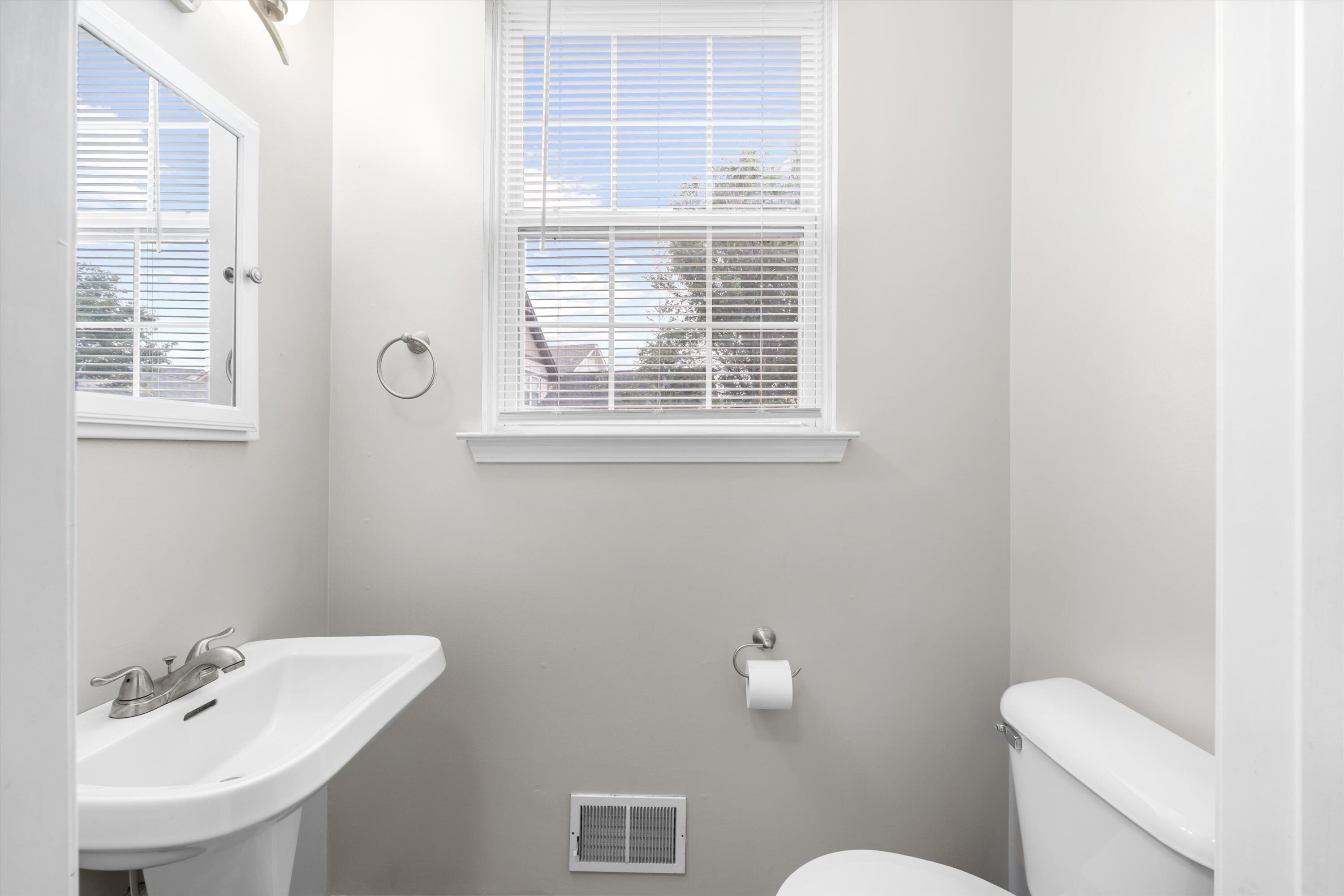 909 Crescent Drive Property Photo 16