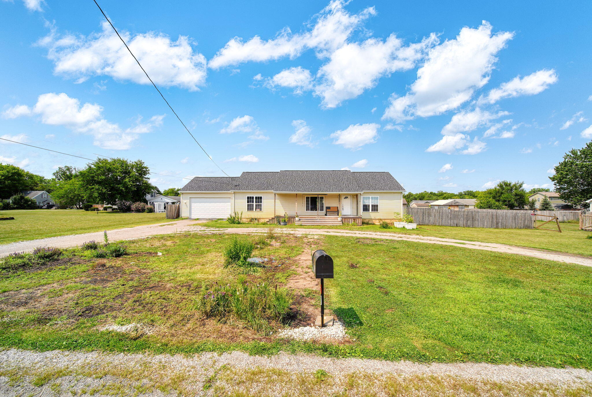 3020 Carson Highway Property Photo 2