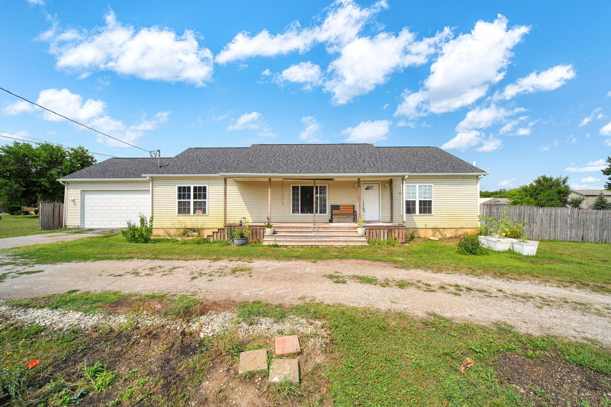 3020 Carson Highway Property Photo 3