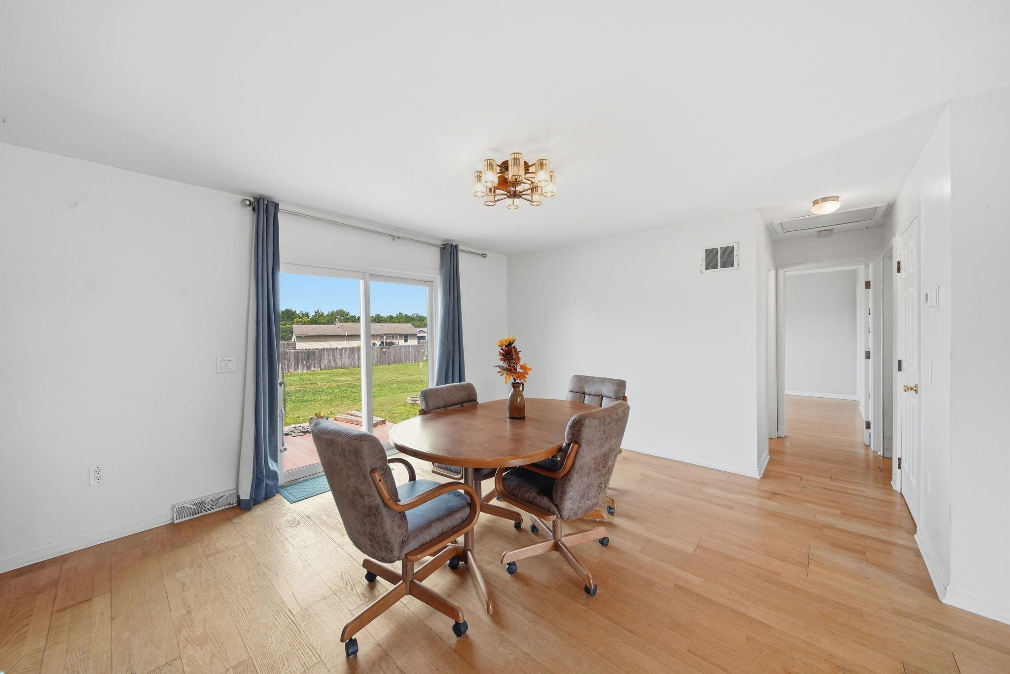 3020 Carson Highway Property Photo 8
