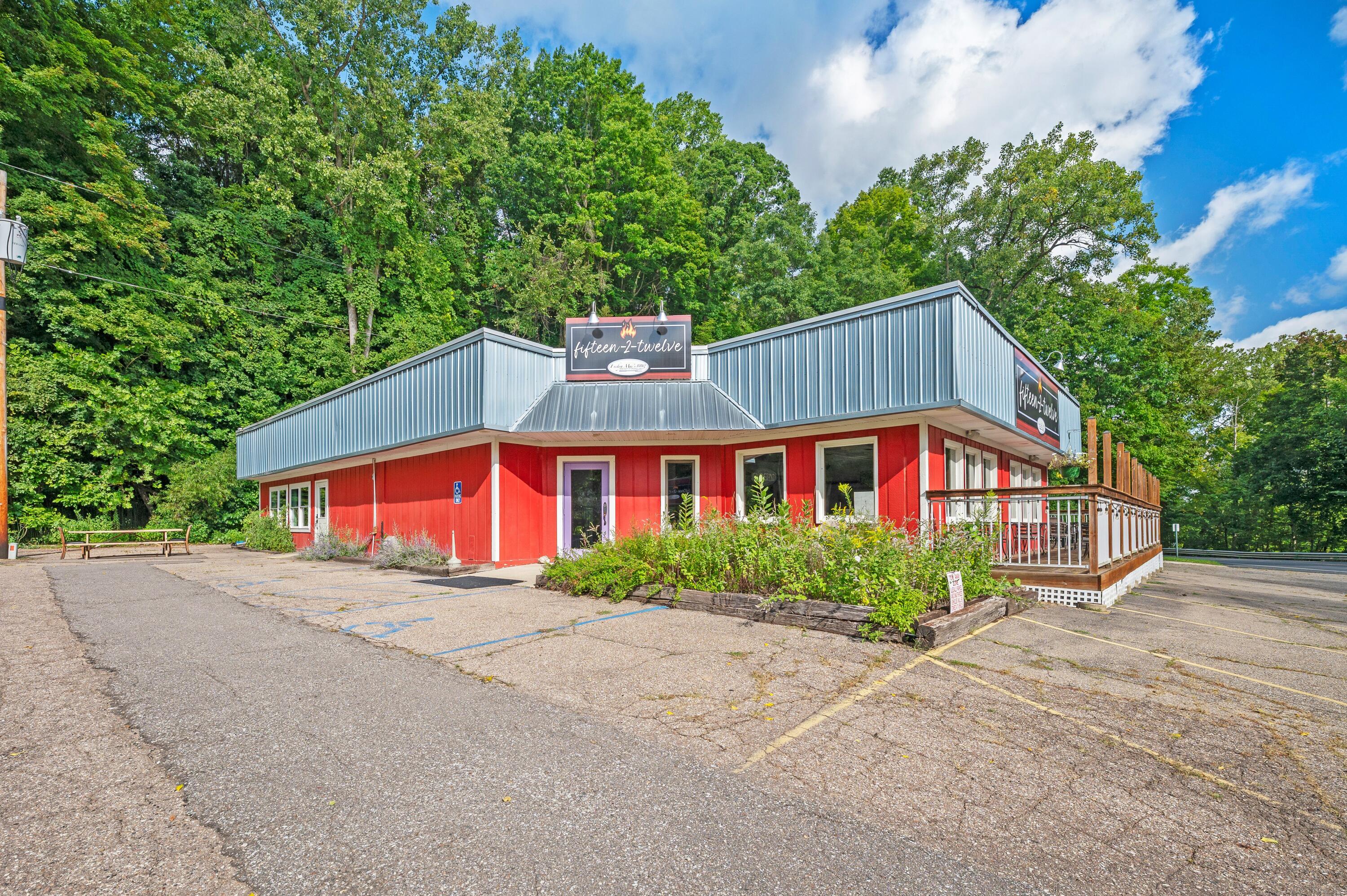 15212 N Red Bud Trail N Property Photo 1