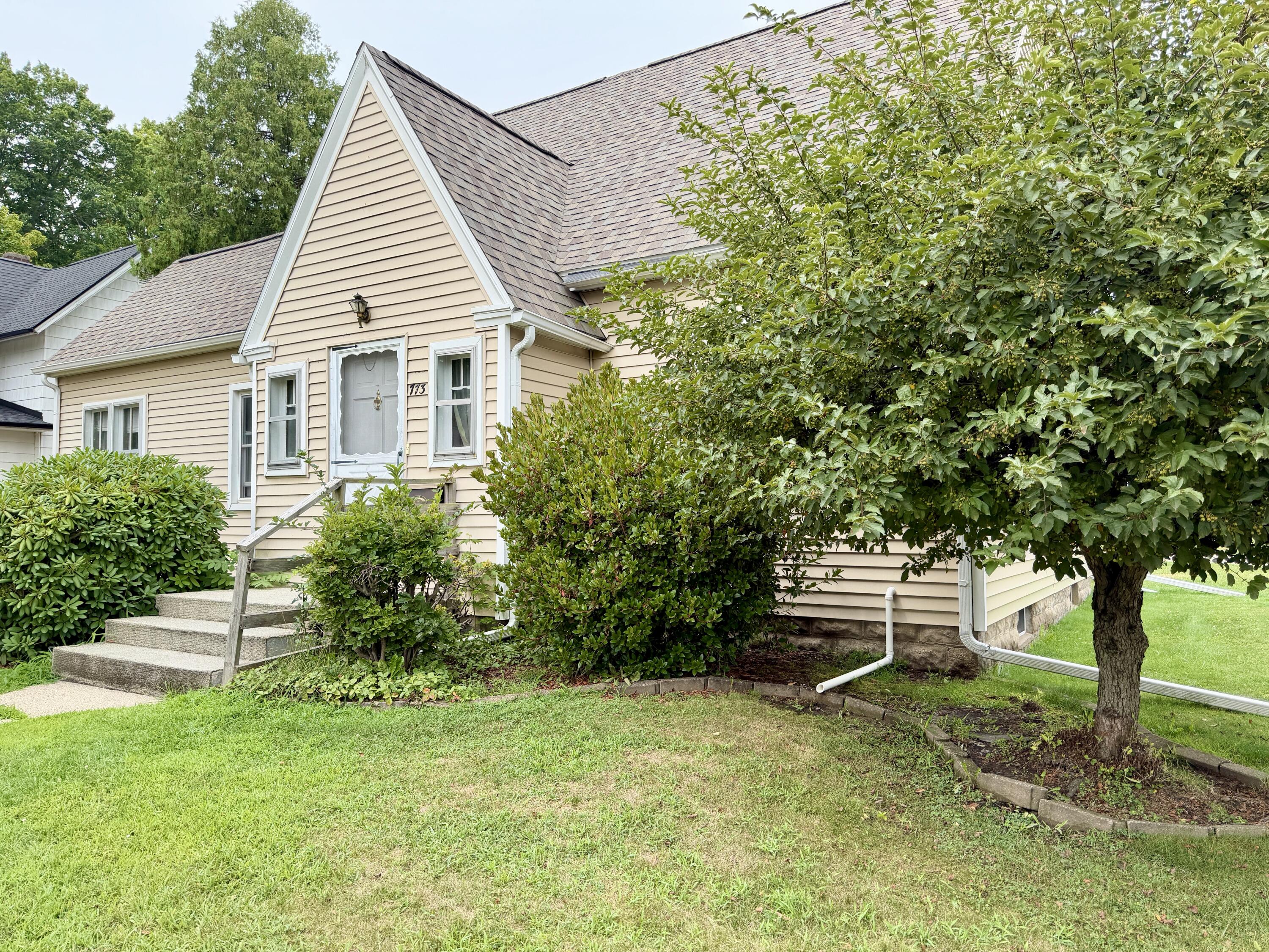 773 3rd Avenue Property Photo 1