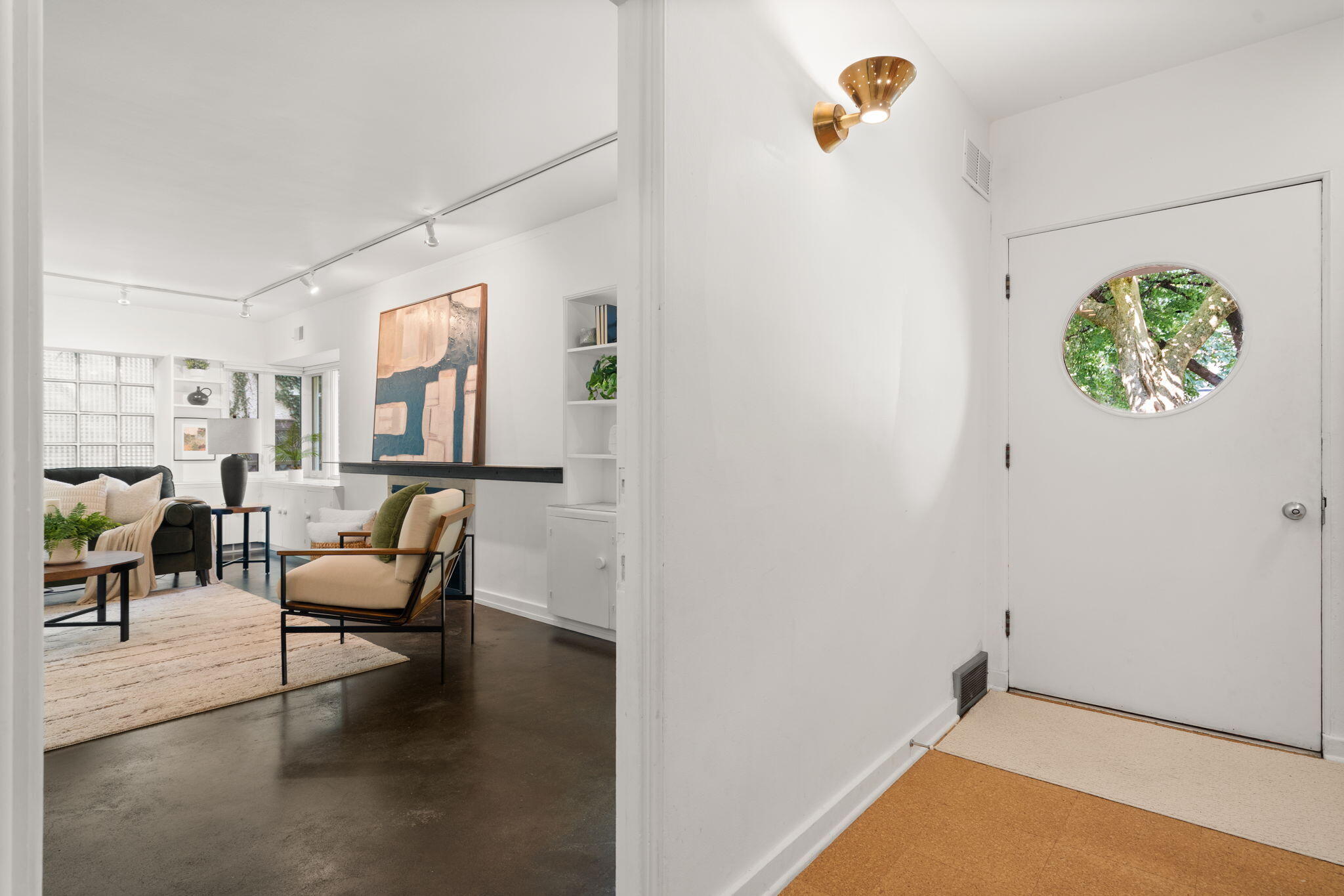 515 Oswego Street Property Photo 15