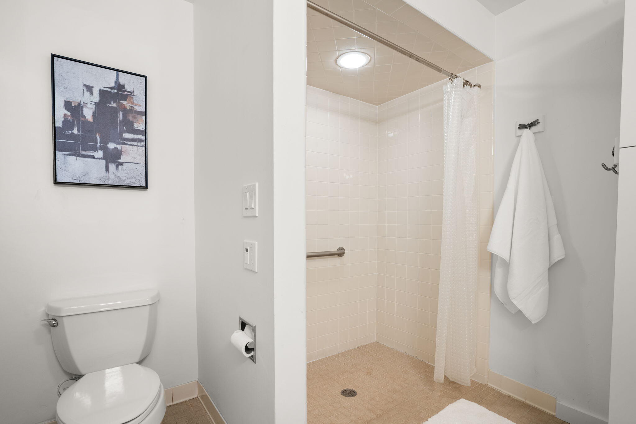 515 Oswego Street Property Photo 35