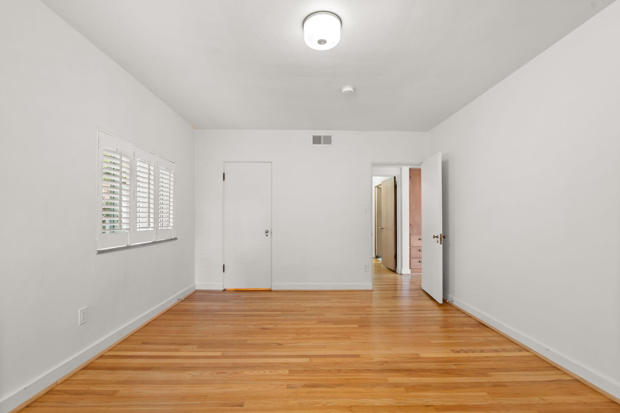 515 Oswego Street Property Photo 60