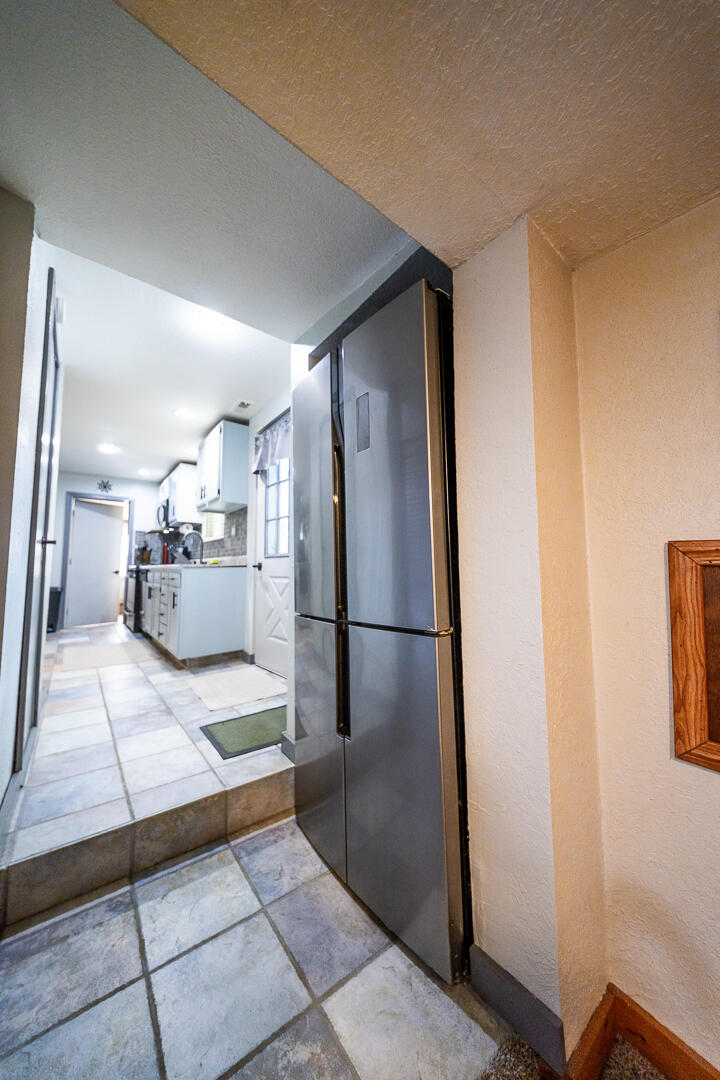 9728 Lakeview Drive Property Photo 29