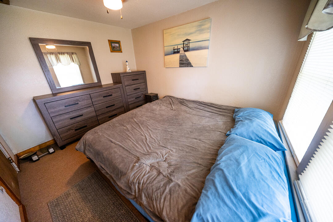 9728 Lakeview Drive Property Photo 42