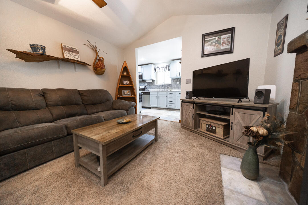 9728 Lakeview Drive Property Photo 46