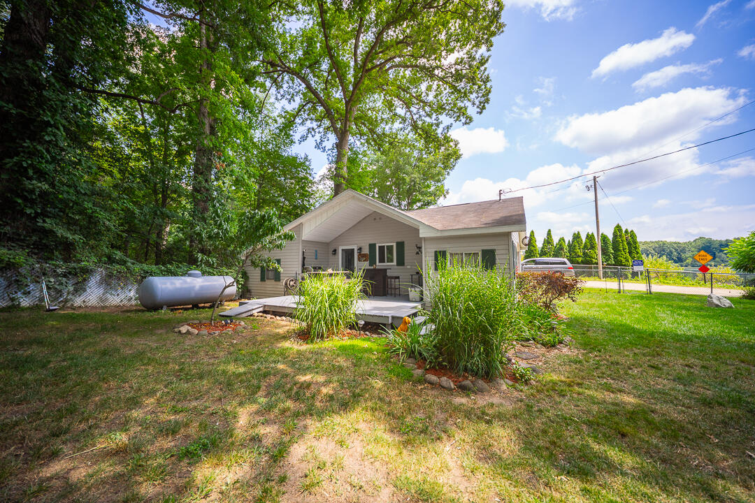 9728 Lakeview Drive Property Photo 64