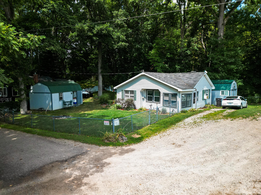 9728 Lakeview Drive Property Photo 99