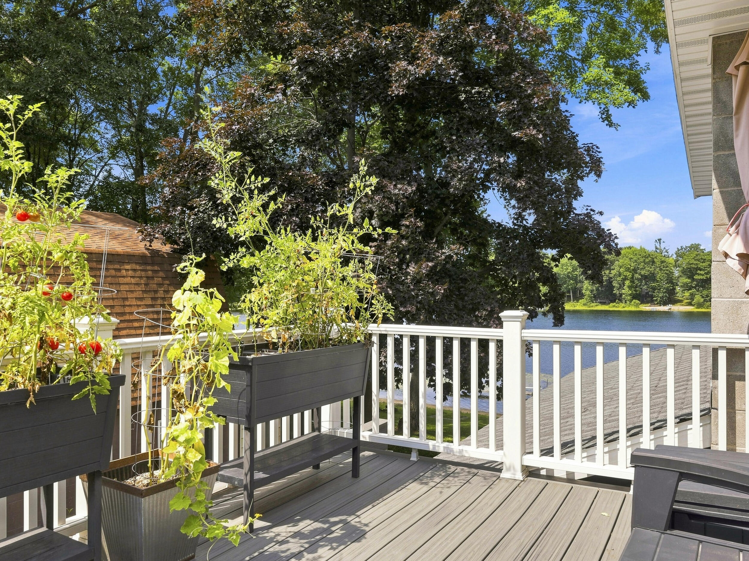 332 Eastland Drive Property Photo 9