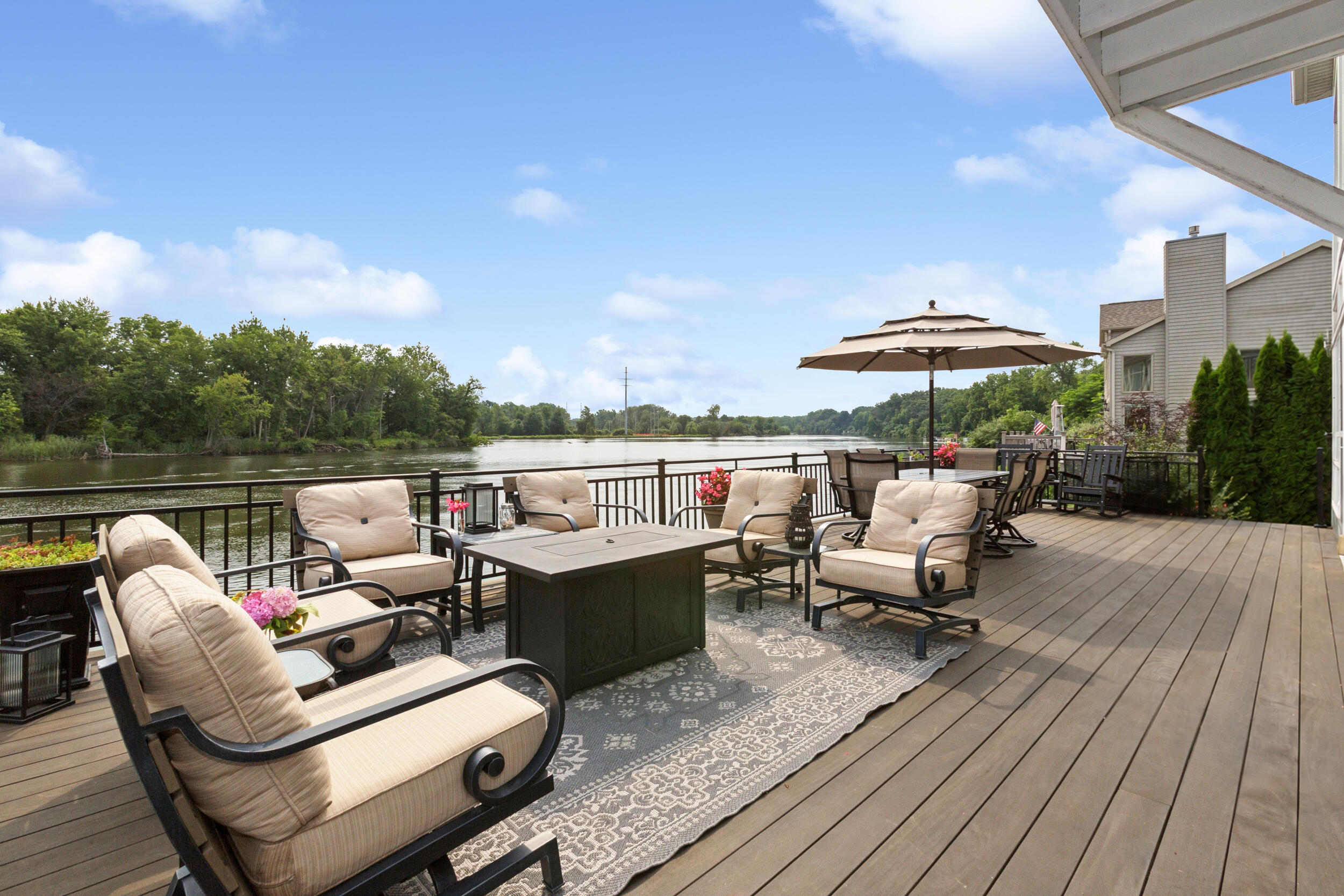2545 Bay Pointe Drive Property Photo 36