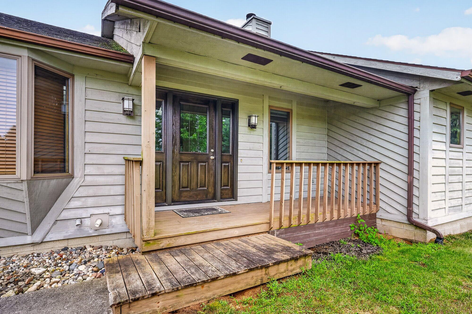 5430 E T Avenue Property Photo 5