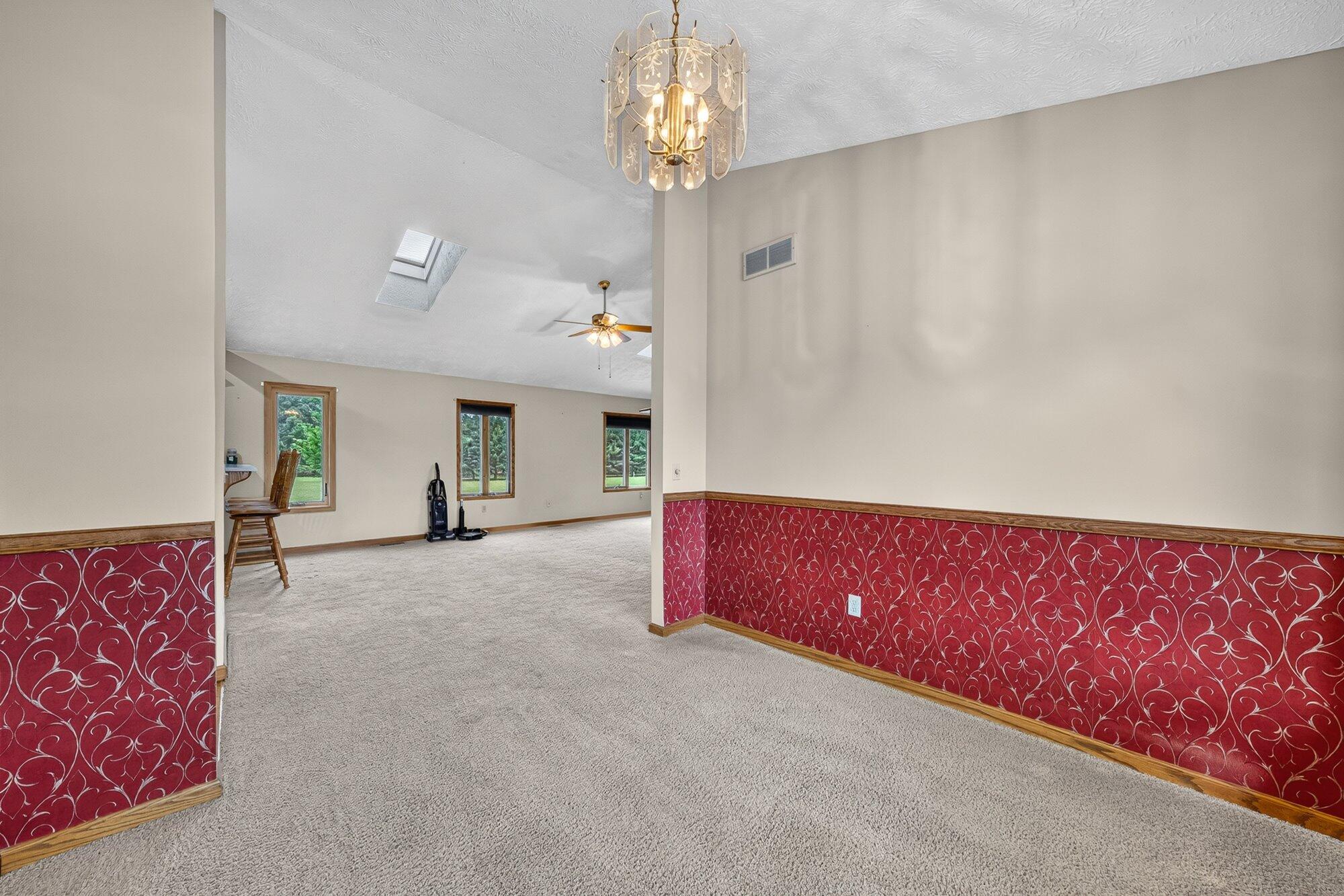 5430 E T Avenue Property Photo 14