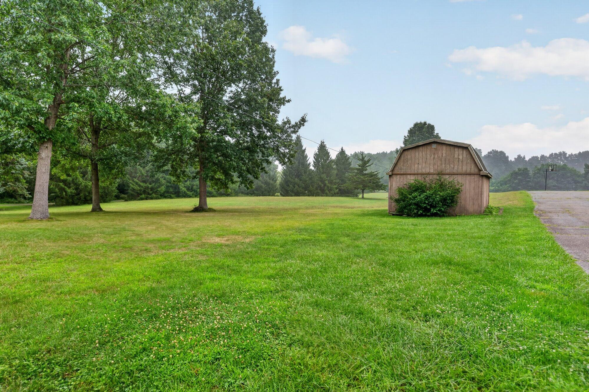 5430 E T Avenue Property Photo 47