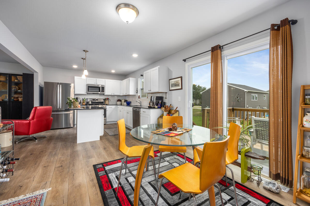 13662 Oasis Avenue Property Photo 11