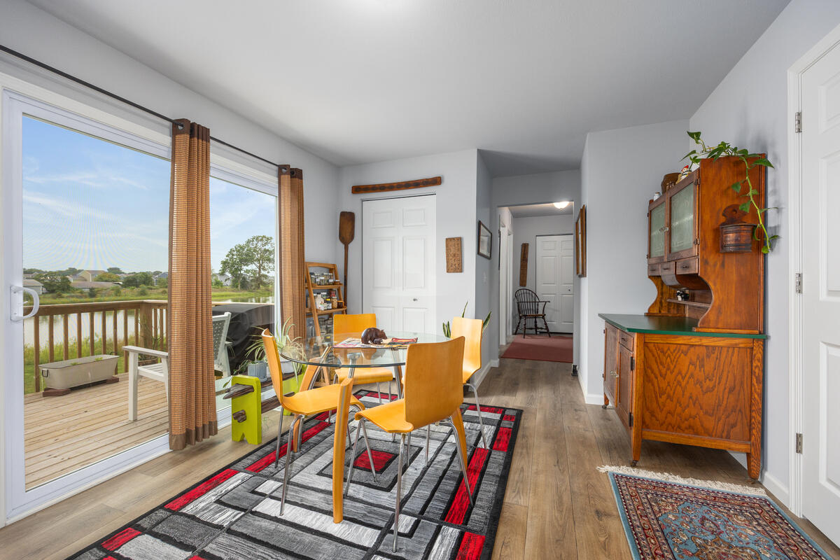 13662 Oasis Avenue Property Photo 12