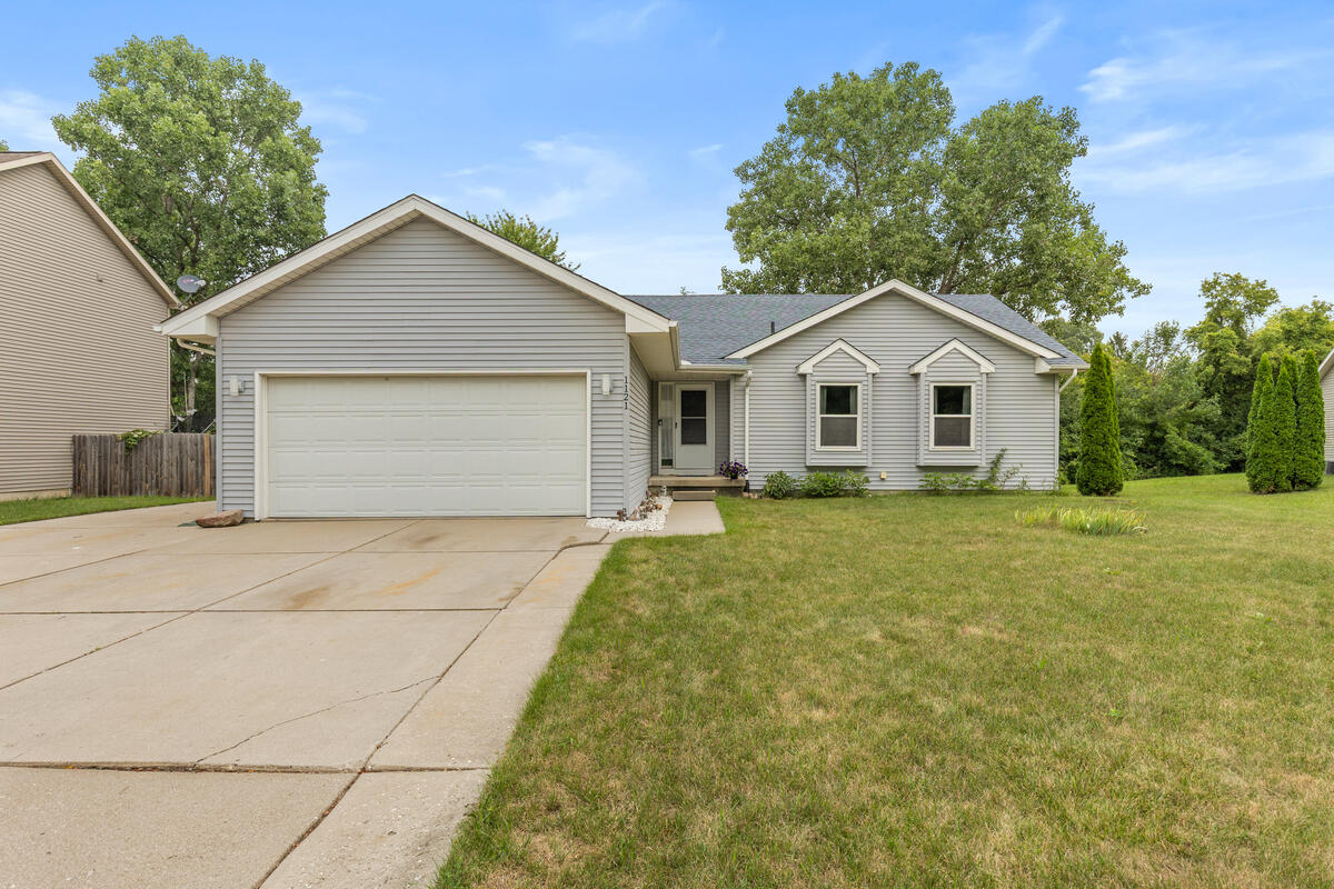 1121 Durango Drive Property Photo 2