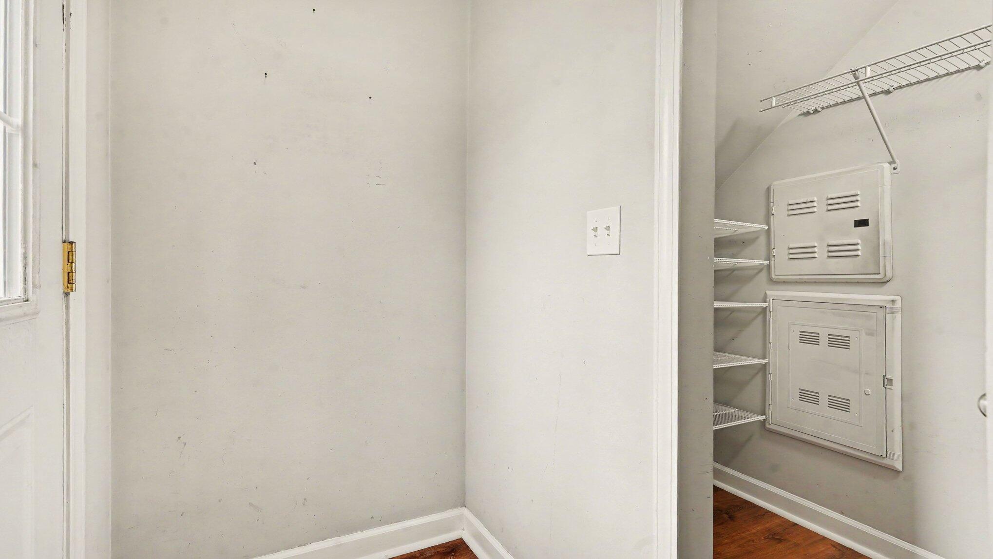 5527 Arbor Chase Drive Property Photo 5