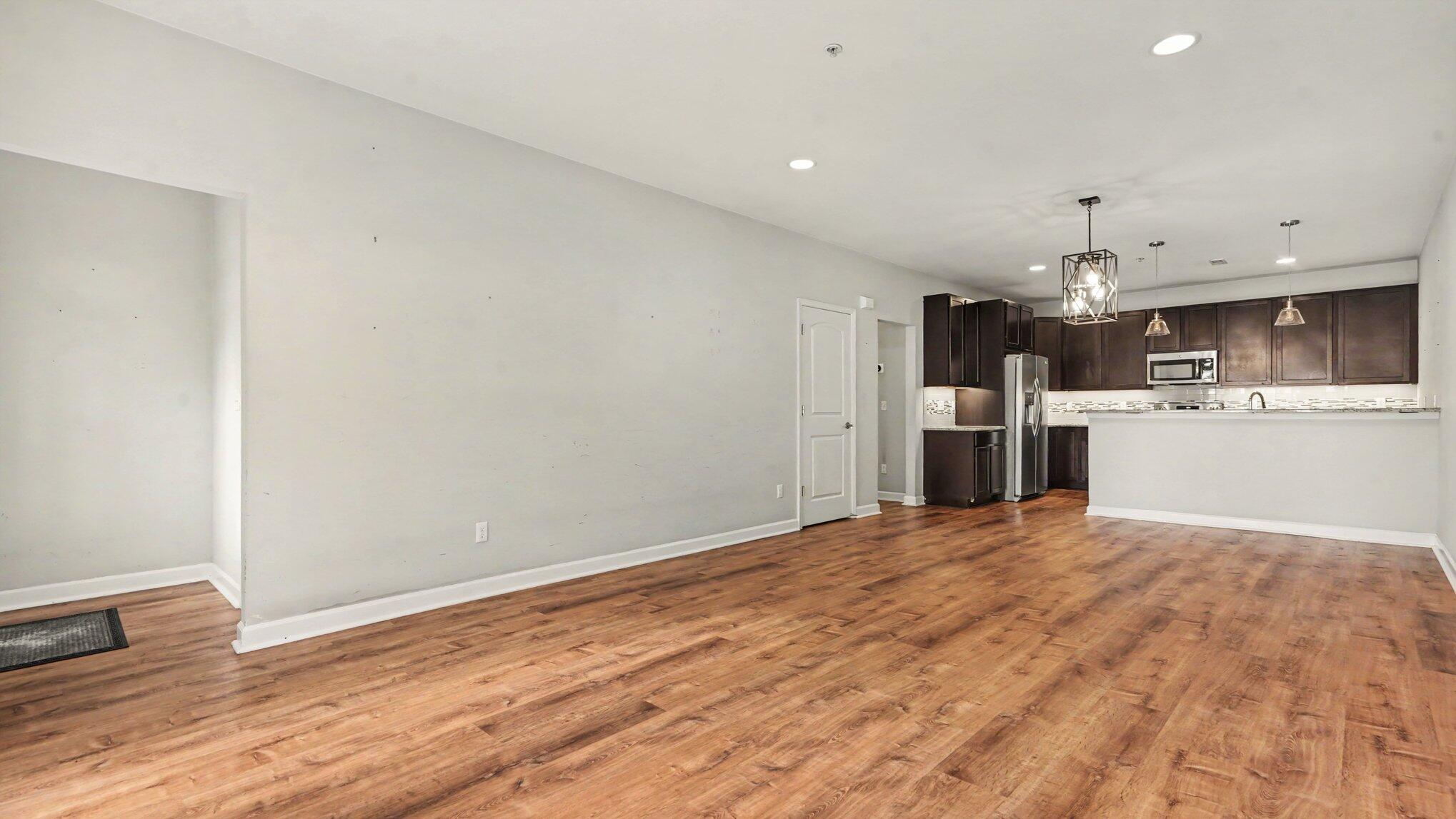 5527 Arbor Chase Drive Property Photo 9
