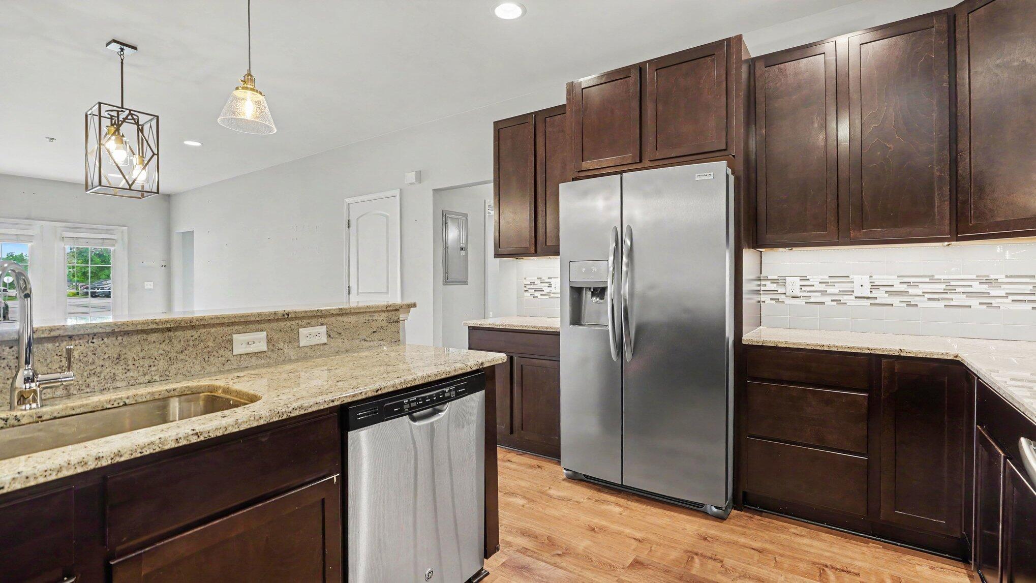 5527 Arbor Chase Drive Property Photo 11