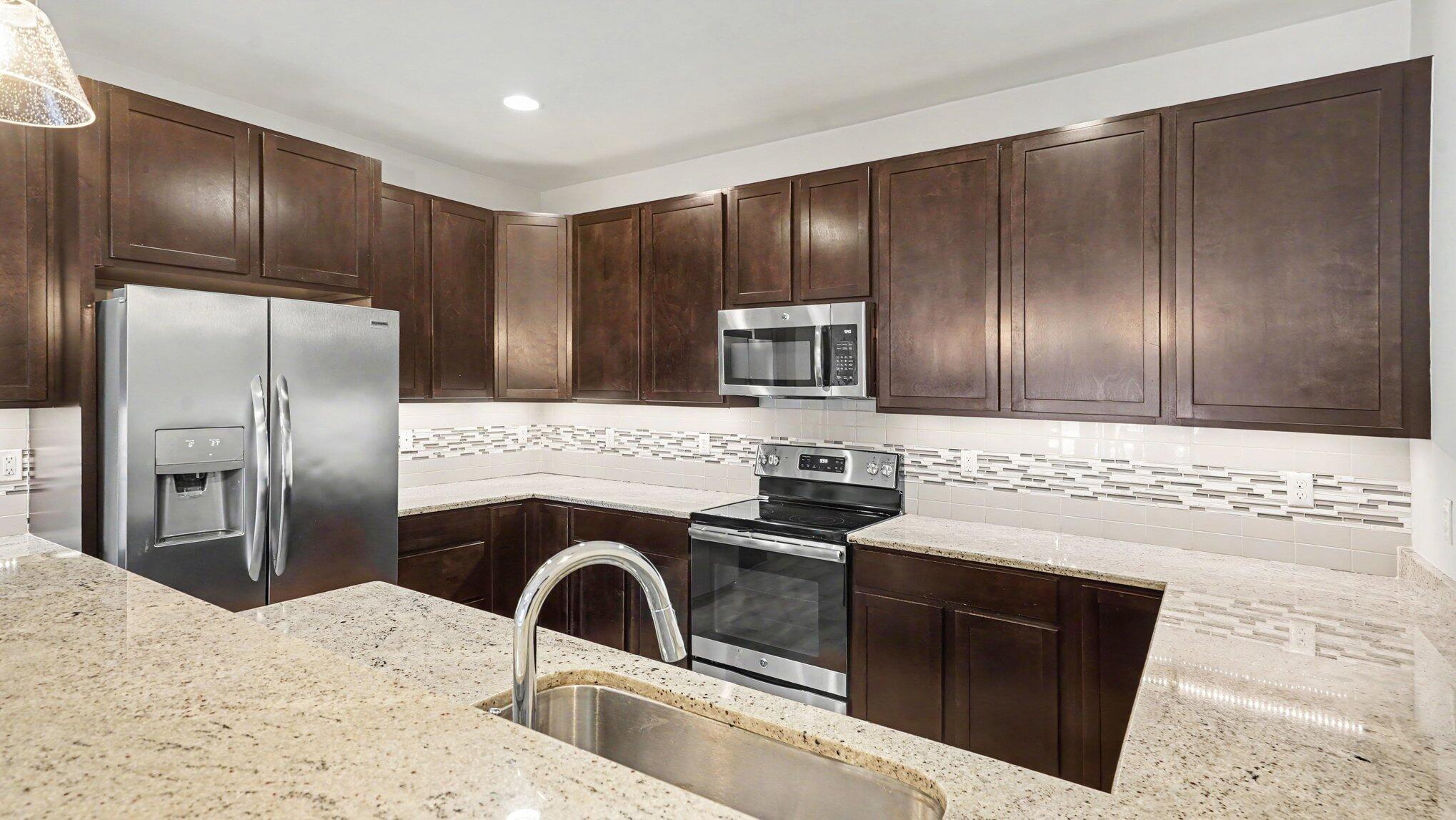5527 Arbor Chase Drive Property Photo 13