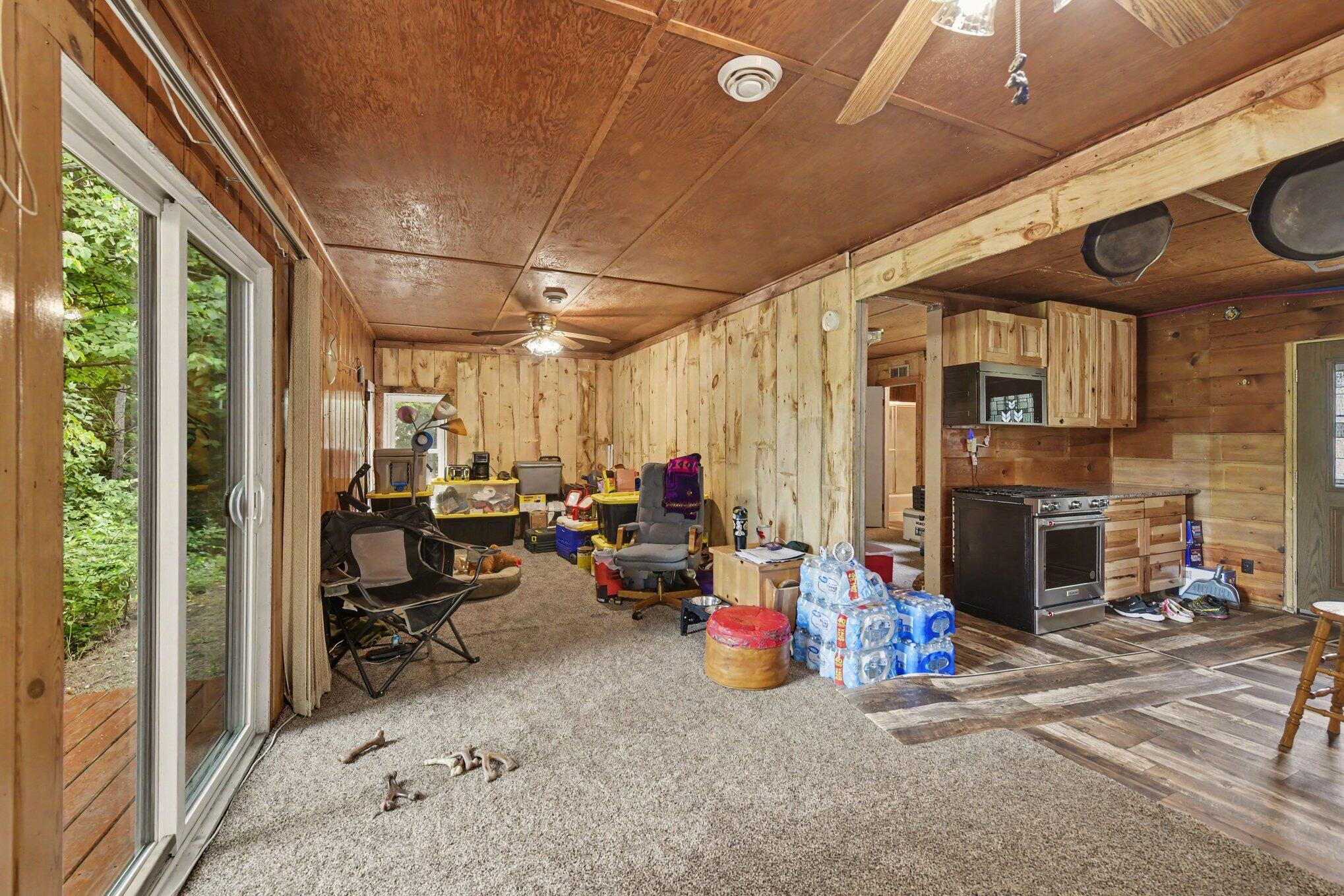 12599 Potter Road Property Photo 13