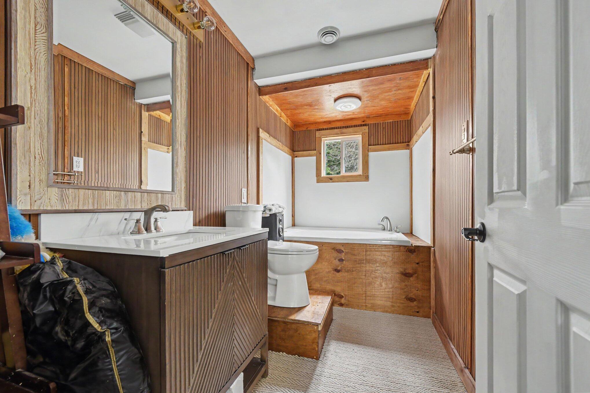 12599 Potter Road Property Photo 19