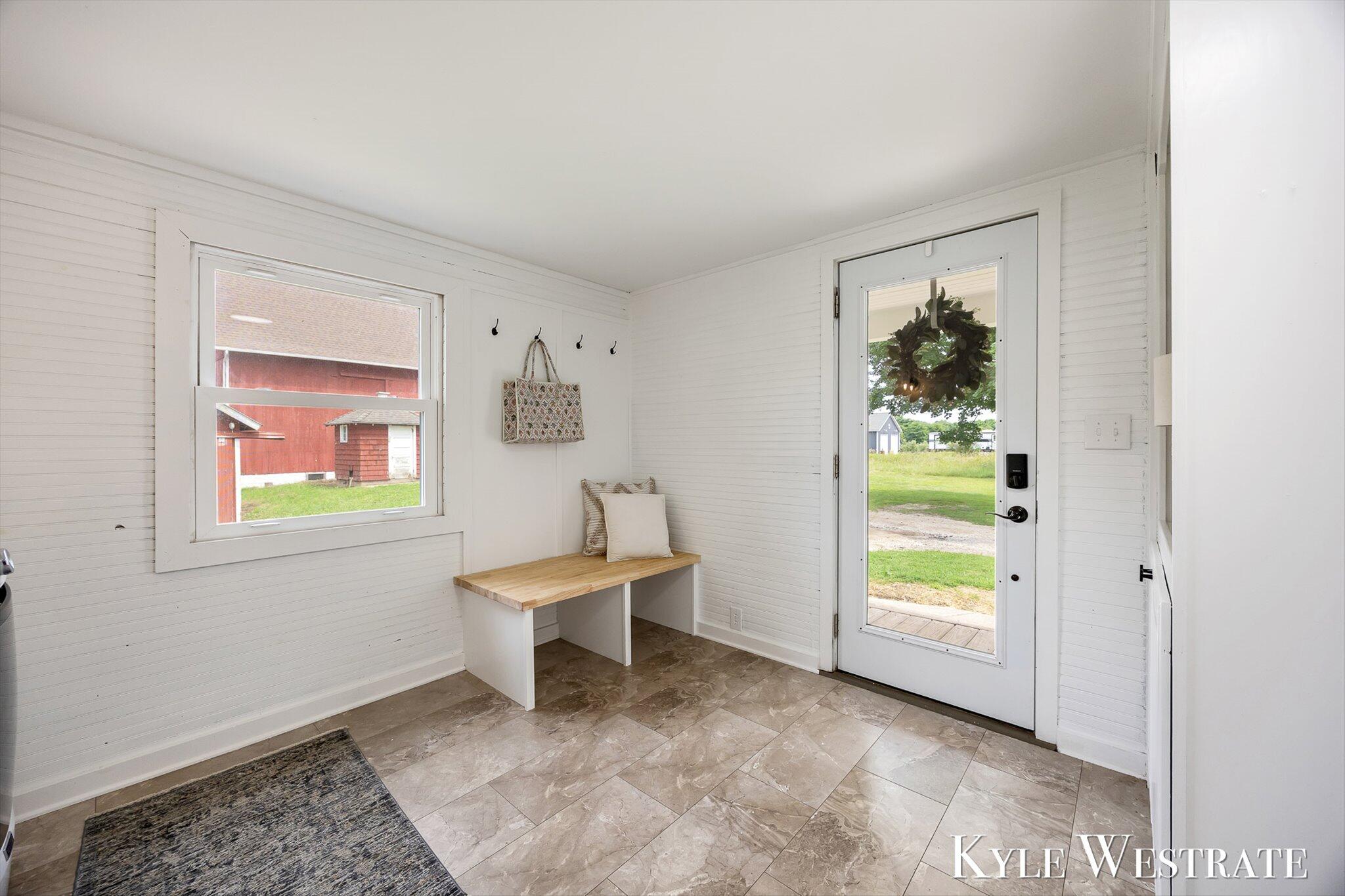 6411 11 Mile Road Ne Property Photo 28