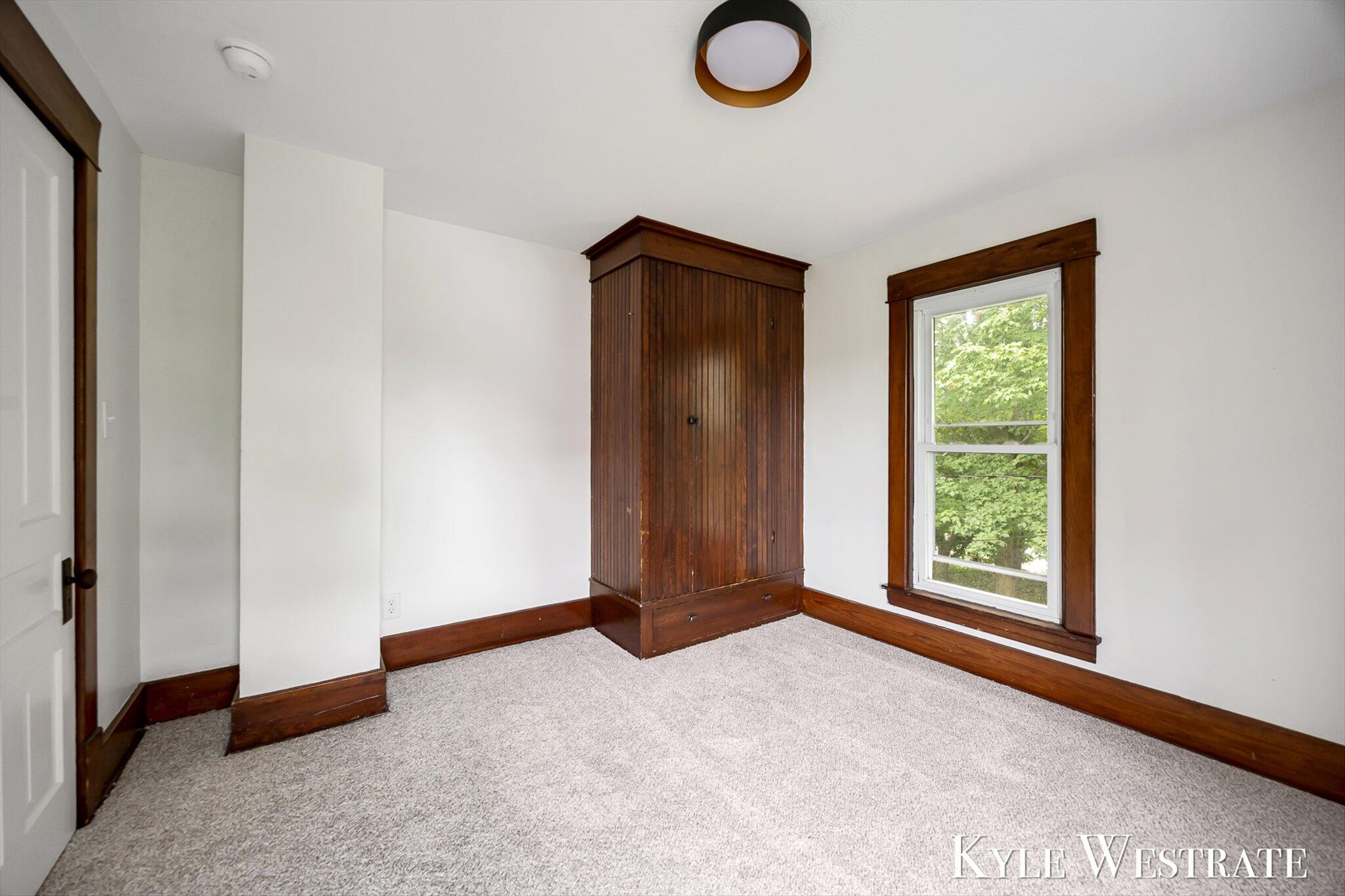 6411 11 Mile Road Ne Property Photo 36
