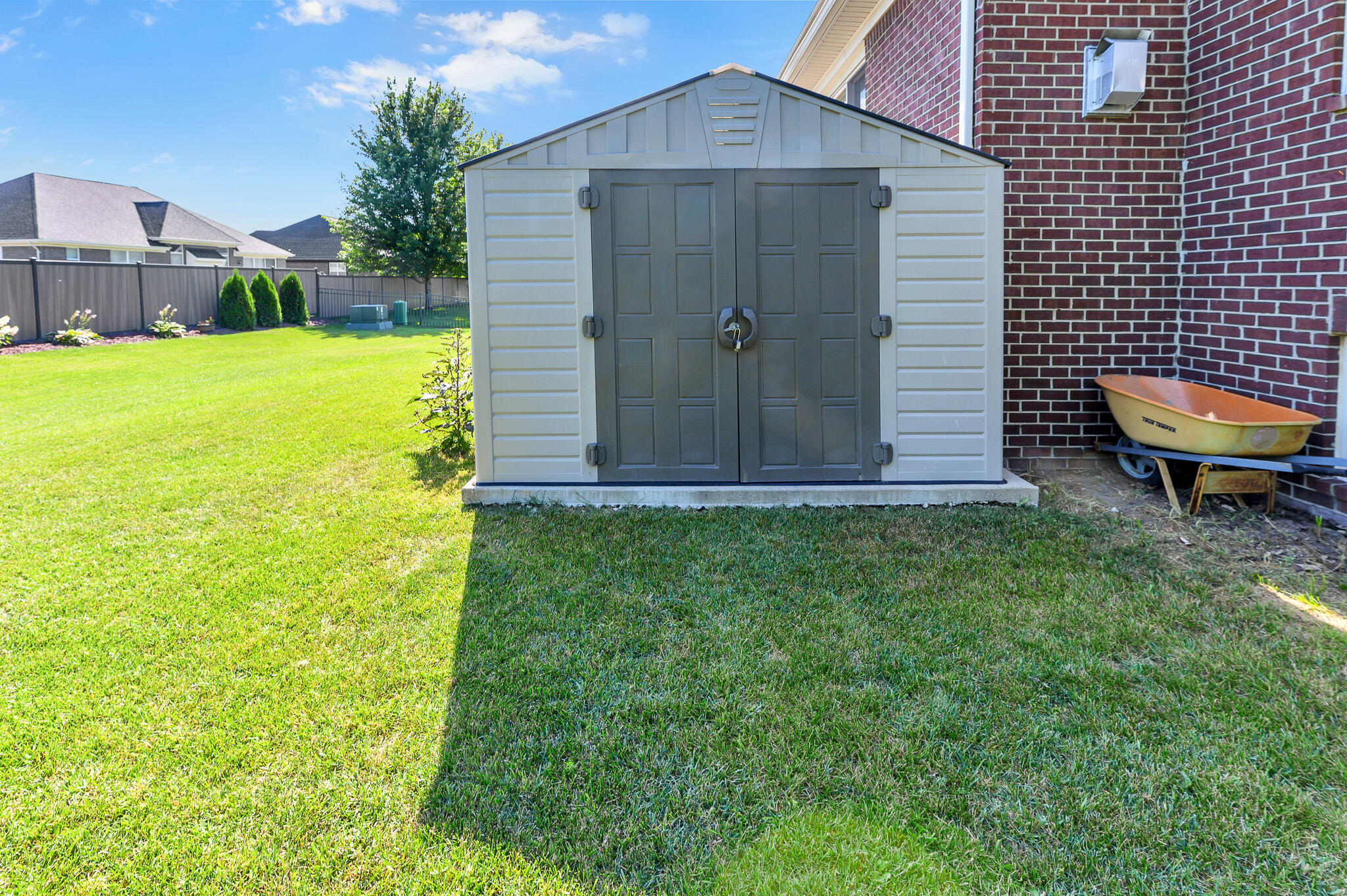 26574 Bronx Drive Property Photo 7