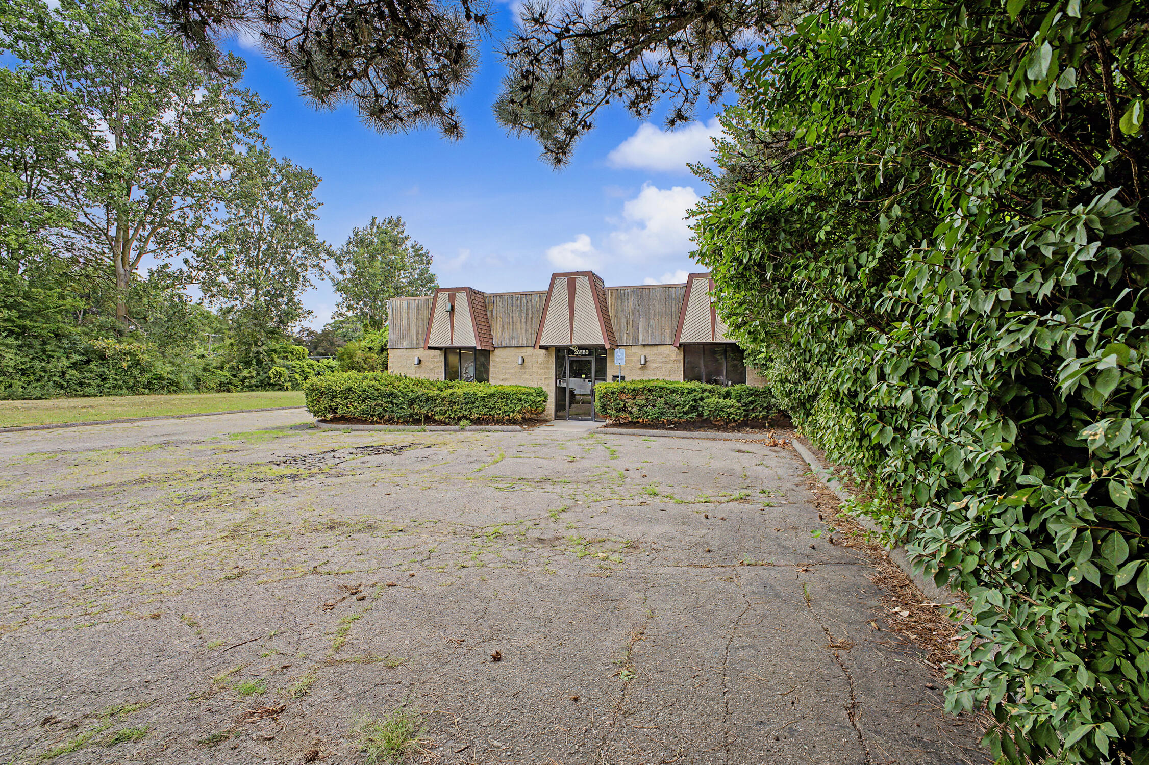 28550 Joy Road Property Photo 2