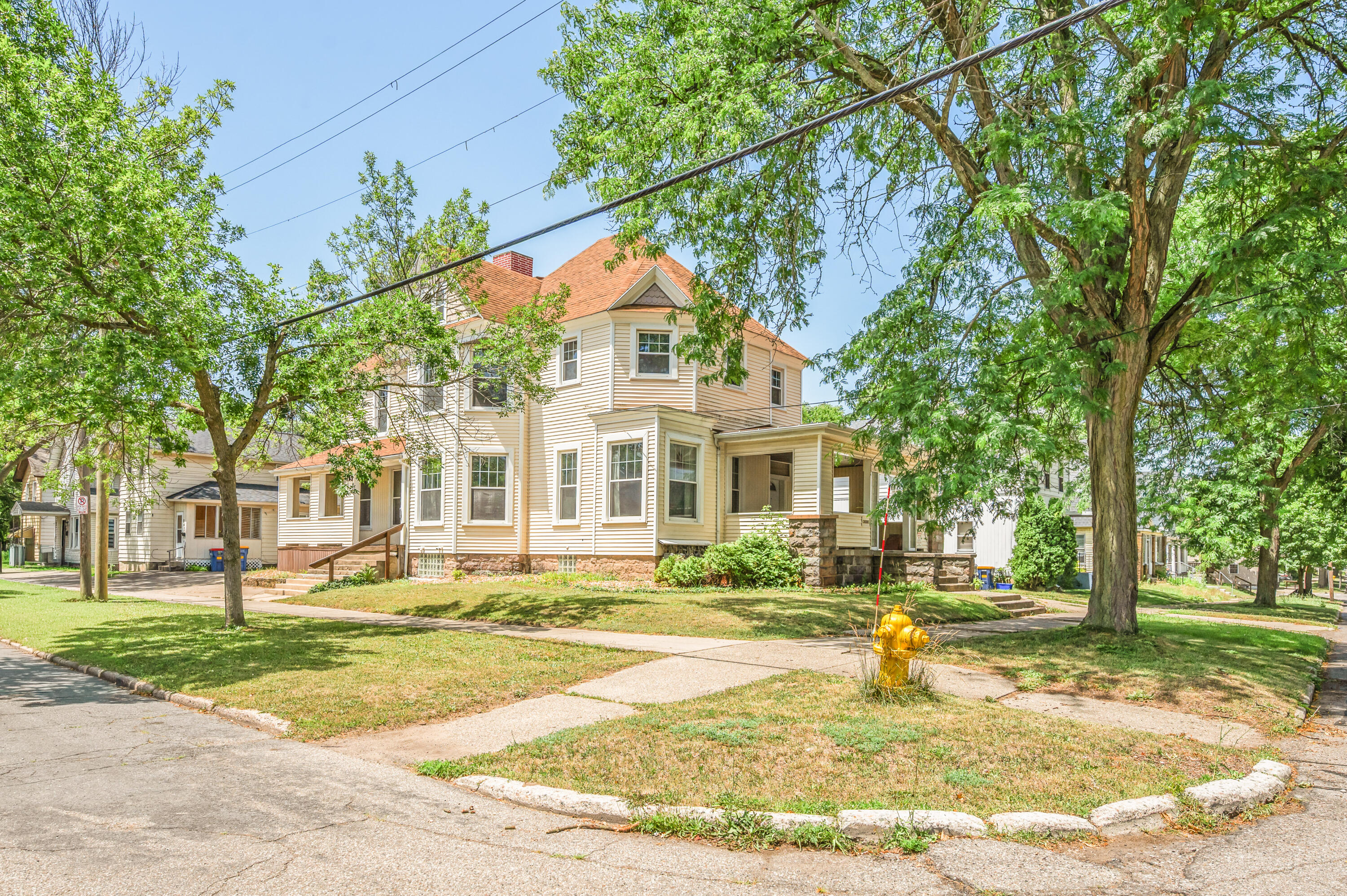 103 National Avenue Nw Property Photo 2