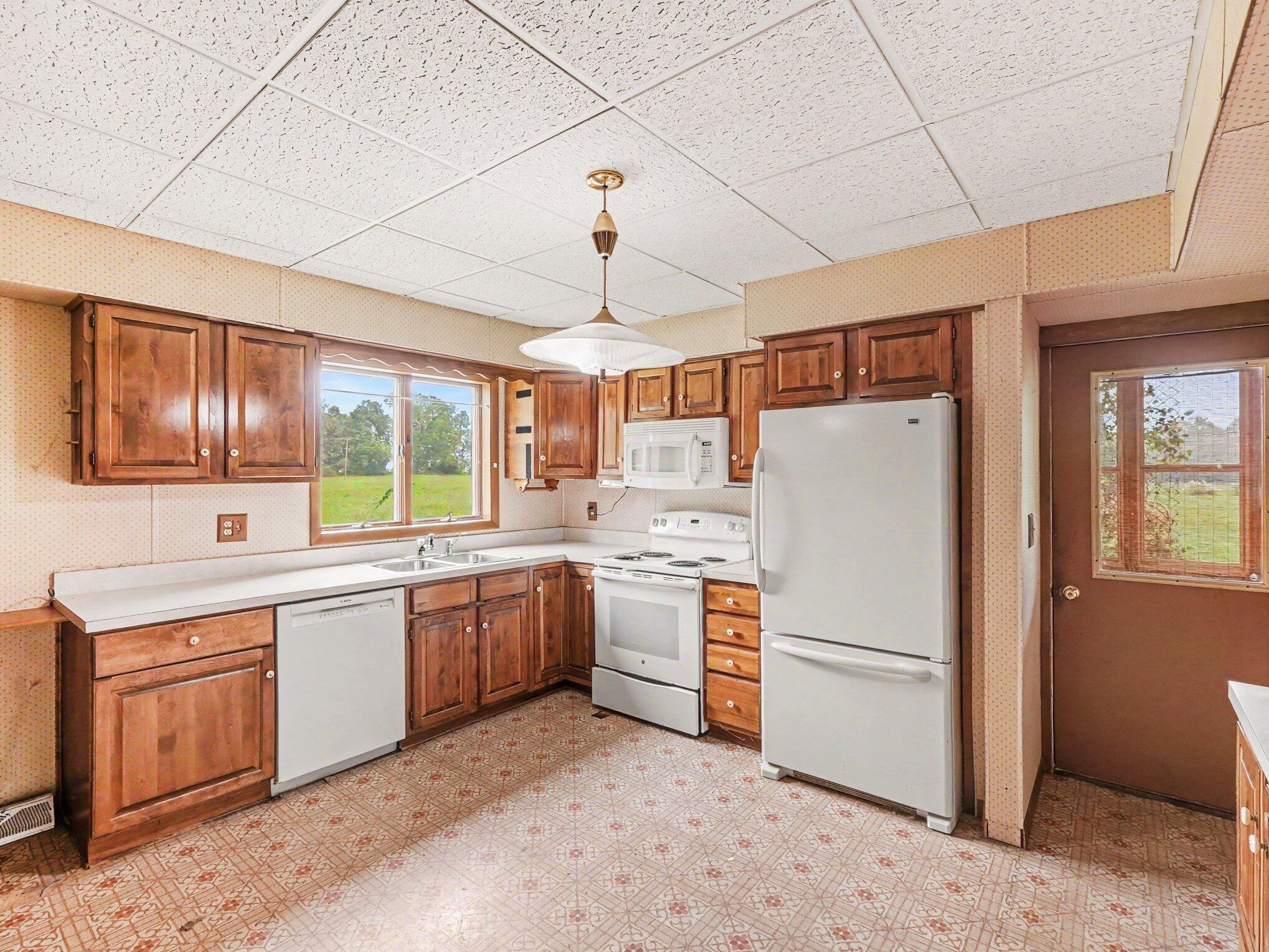8857 Beeman Road Property Photo 11