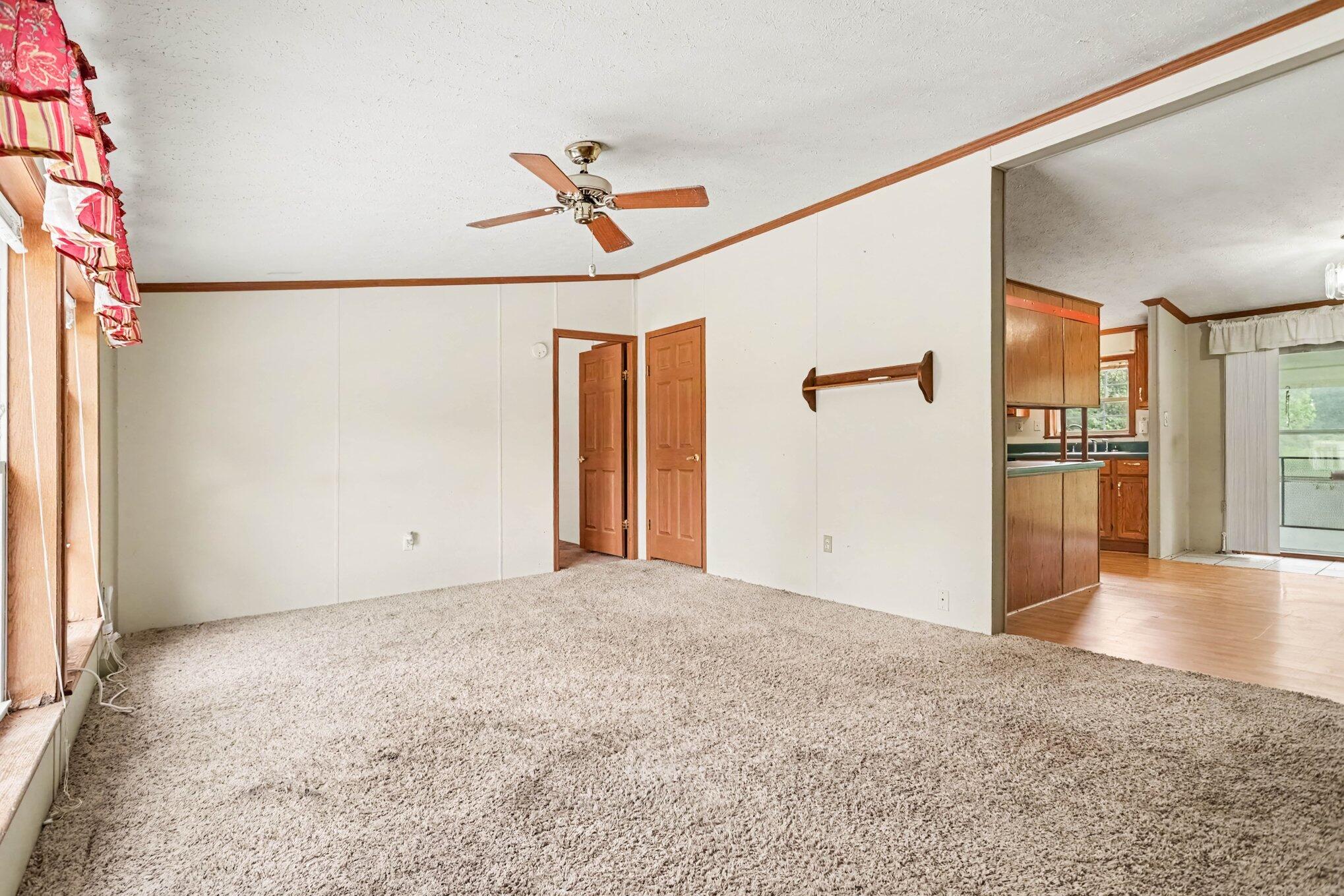 4188 K Drive S Property Photo 5