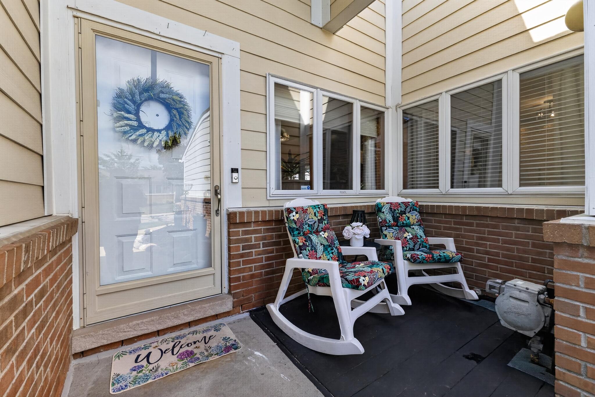 35075 Hillside Drive Property Photo 1