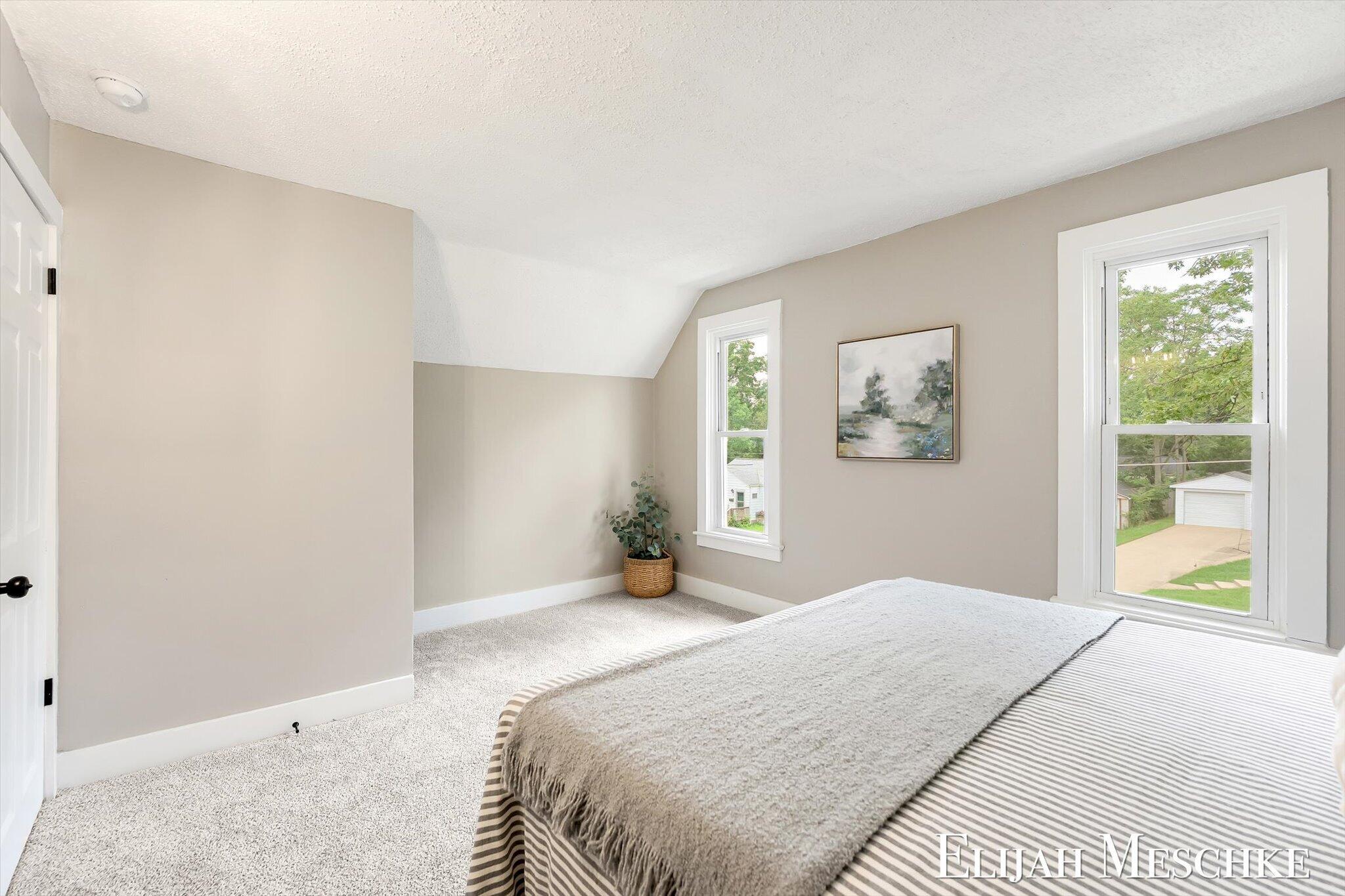 801 Coldbrook Street Ne Property Photo 22