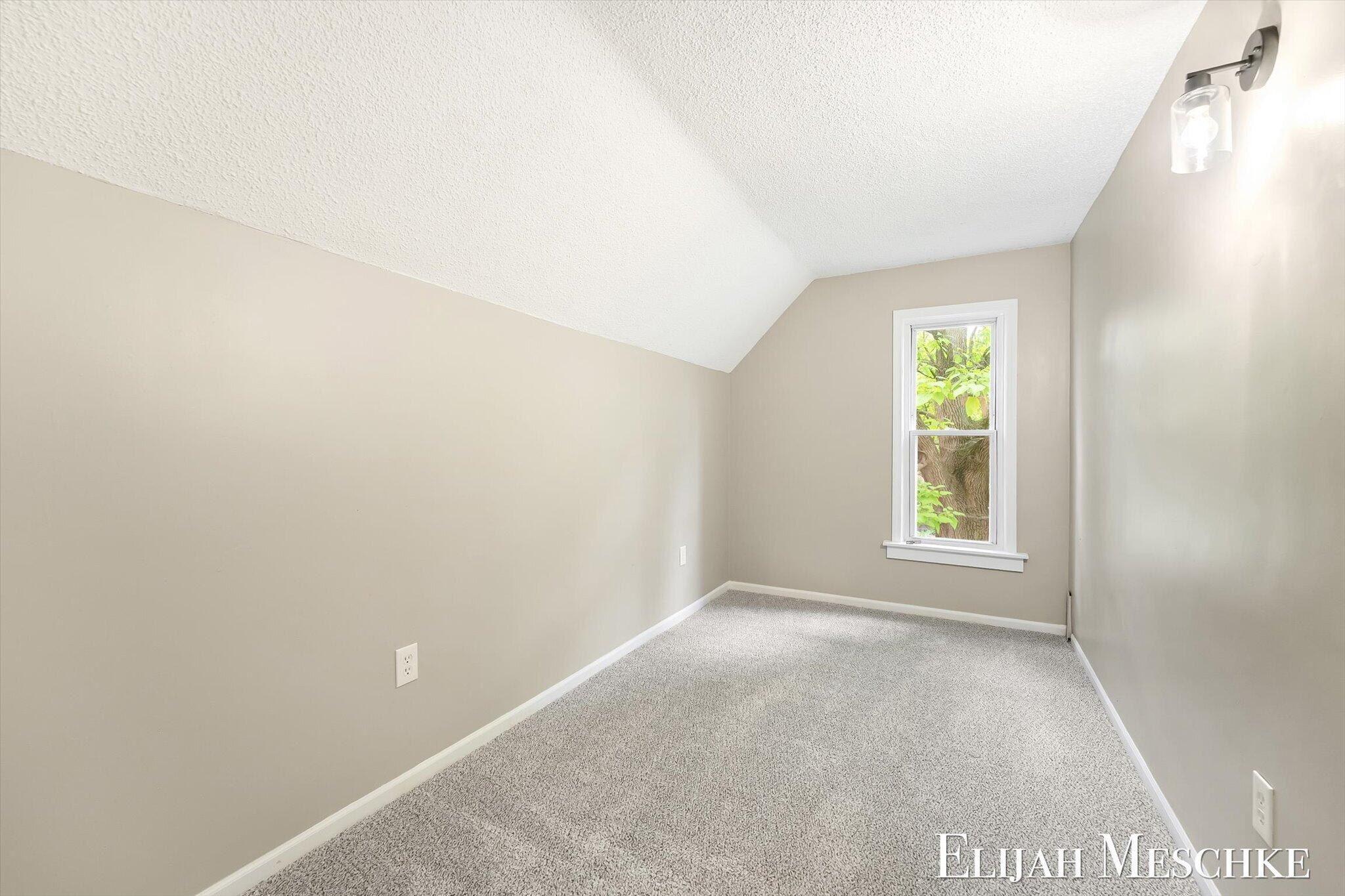 801 Coldbrook Street Ne Property Photo 28