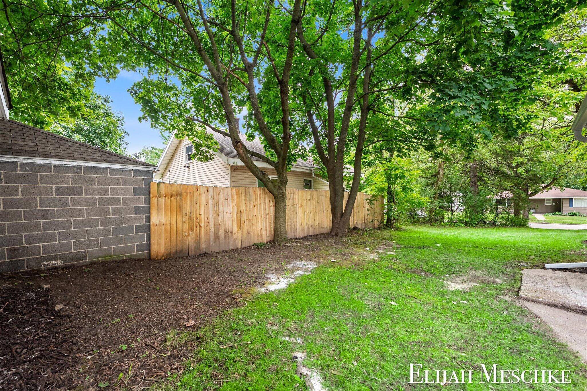 801 Coldbrook Street Ne Property Photo 43