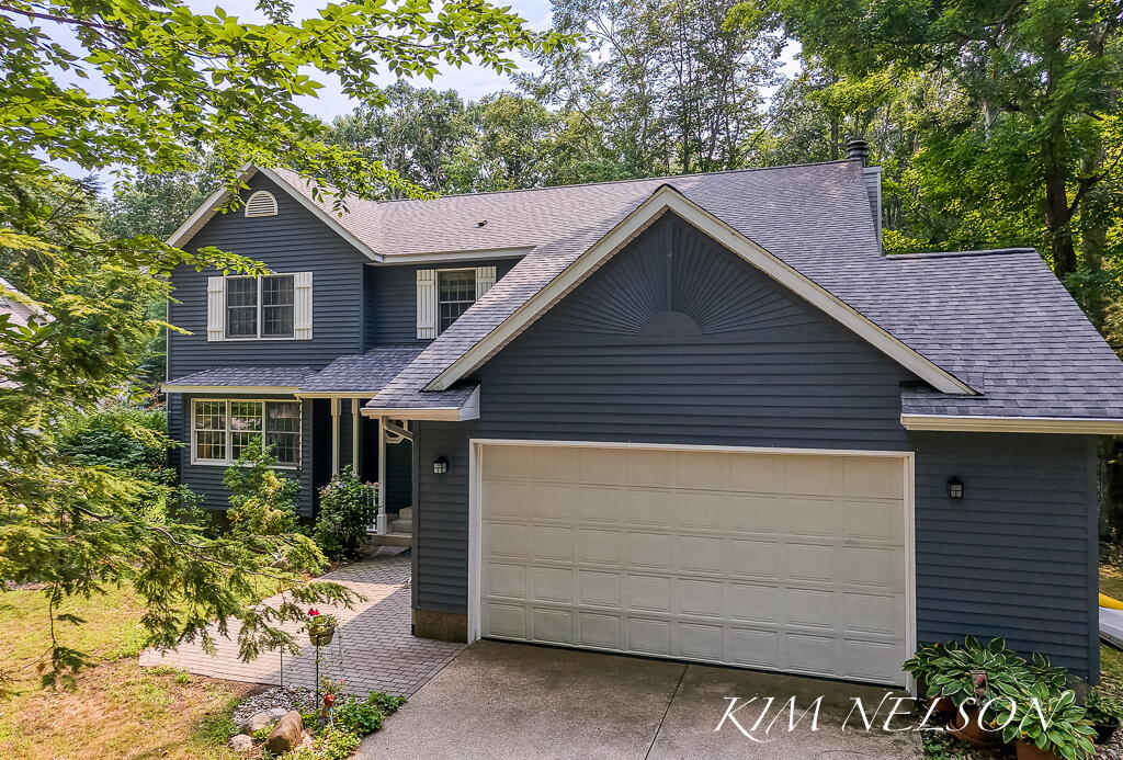 4677 Doug Drive Property Photo 1