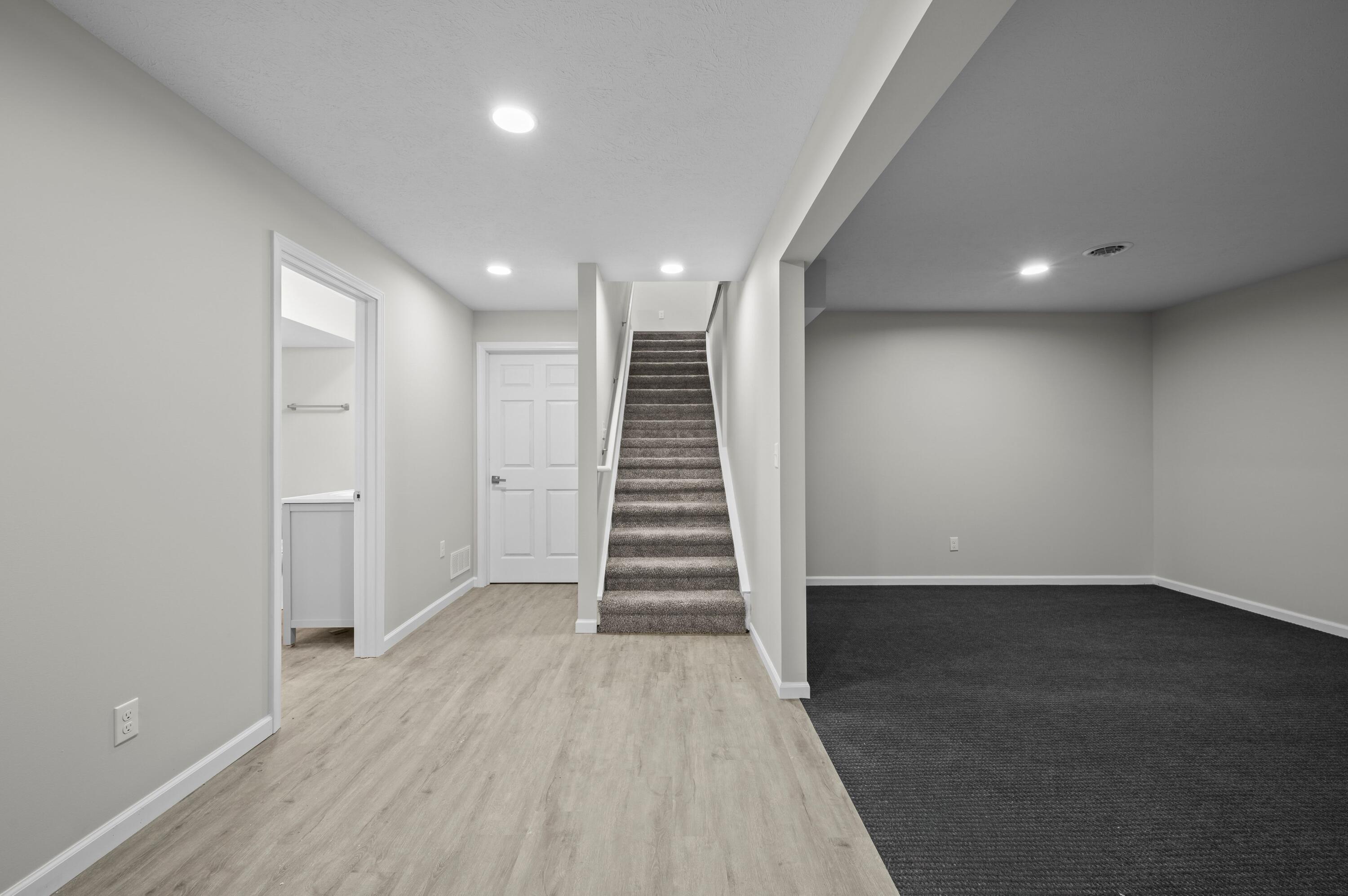 584 1st Court Property Photo 35