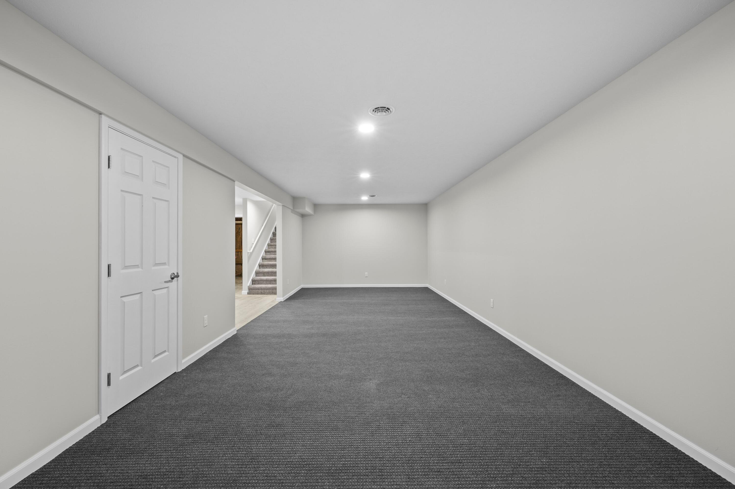 584 1st Court Property Photo 36