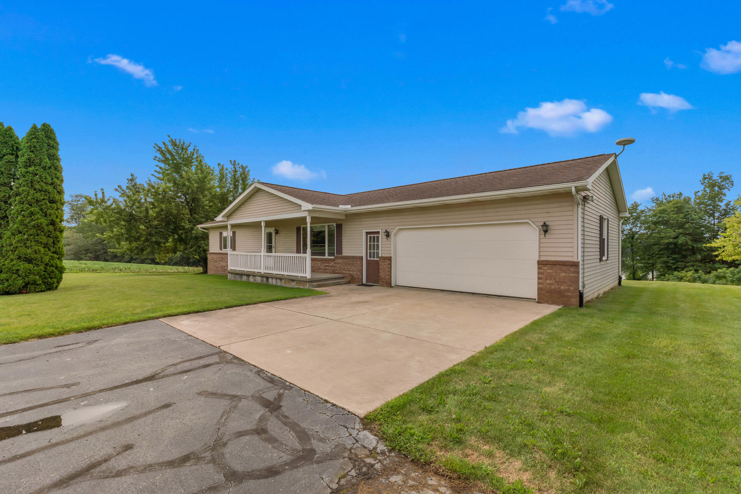 14111 Lime Lake Road Property Photo 7