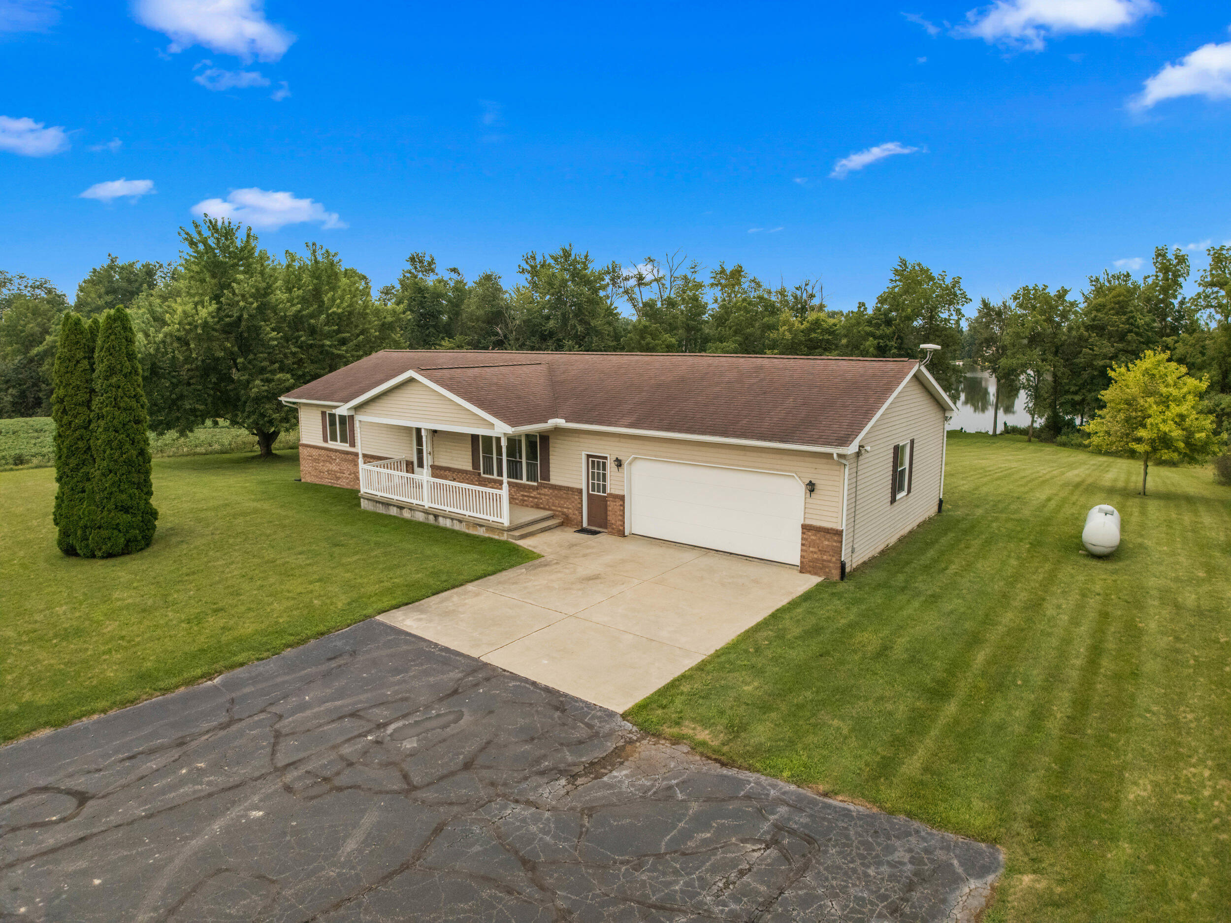 14111 Lime Lake Road Property Photo 9