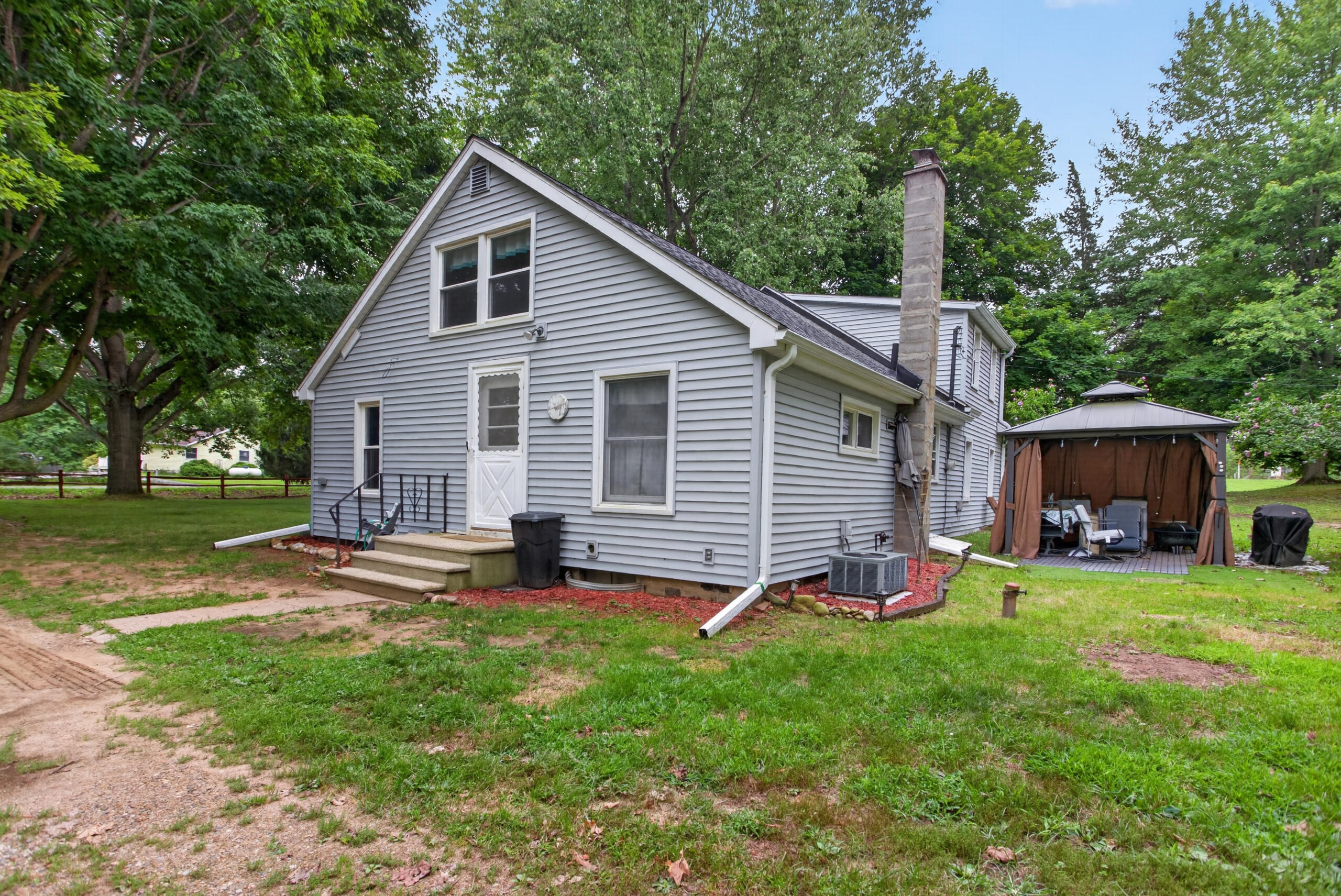 6496 Bowerman Road Property Photo 24
