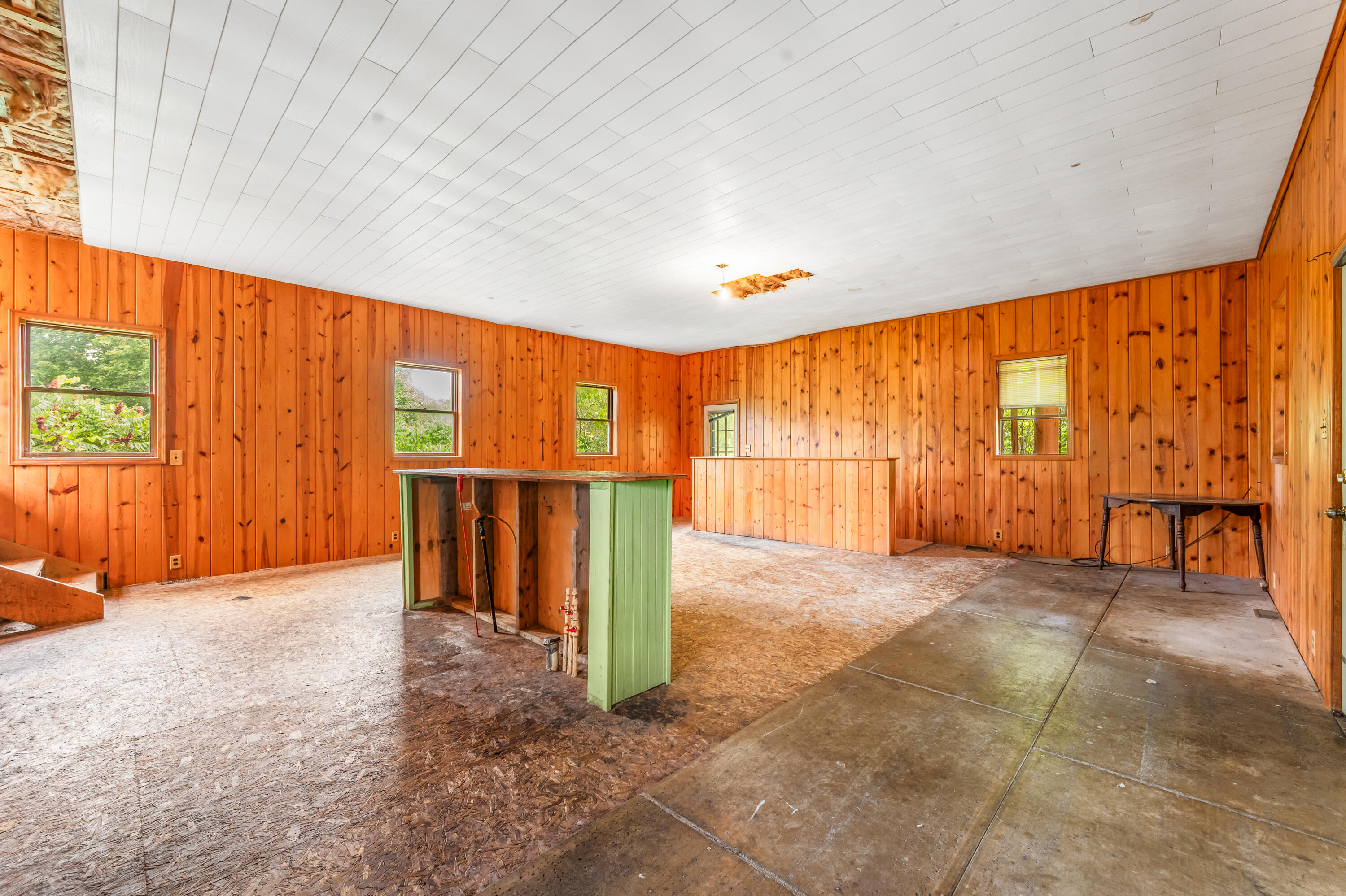 6373 19 Mile Road Property Photo 9