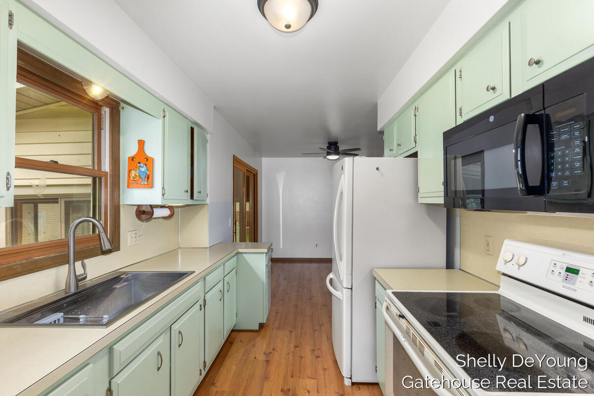 3078 Paris Park Drive Se Property Photo 8