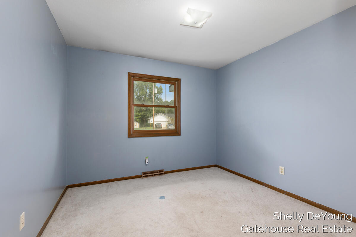 3078 Paris Park Drive Se Property Photo 12